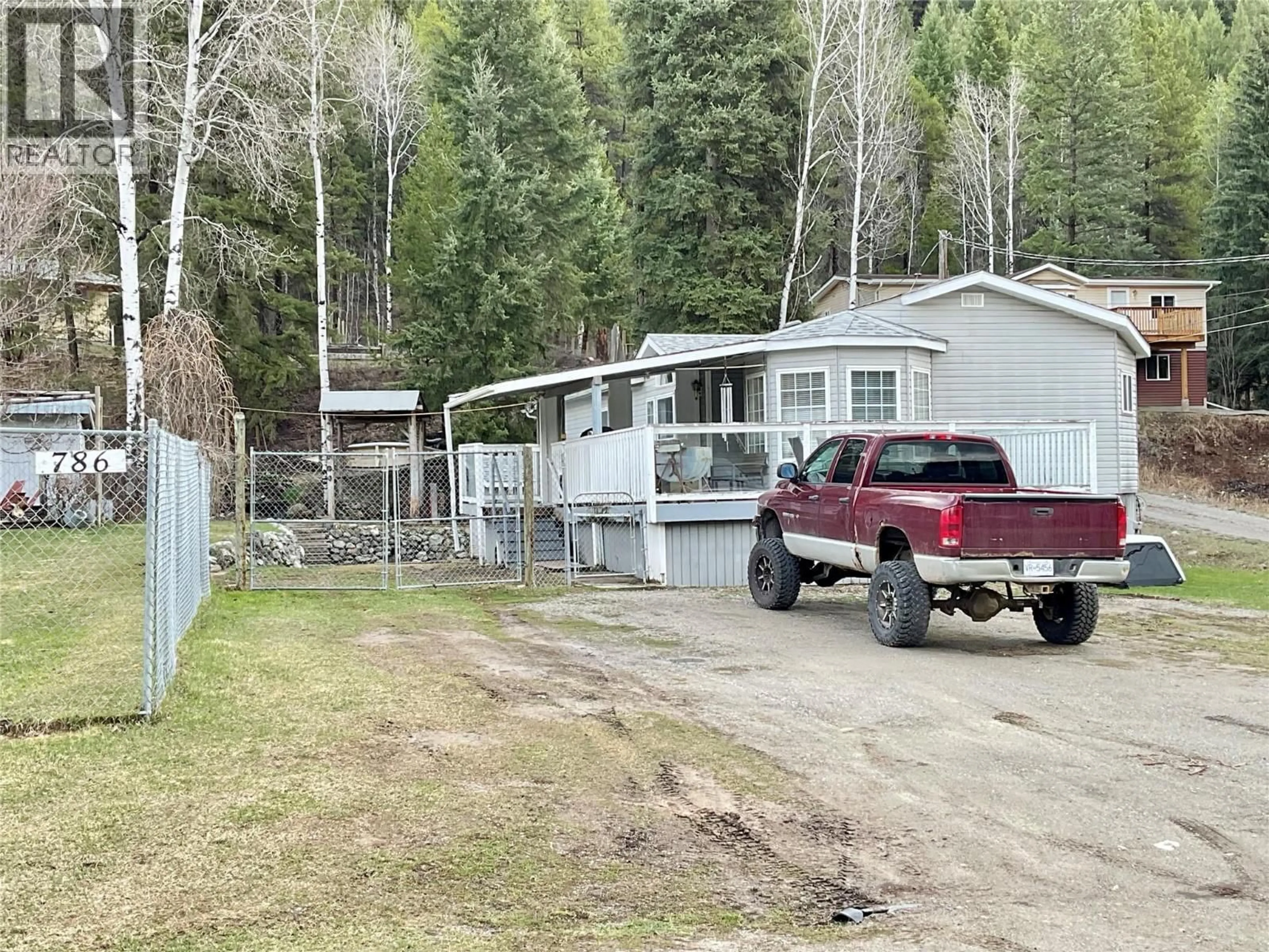 A pic from outside/outdoor area/front of a property/back of a property/a pic from drone, street for 786 STRATHMORE AVENUE, Greenwood British Columbia V0H1J0