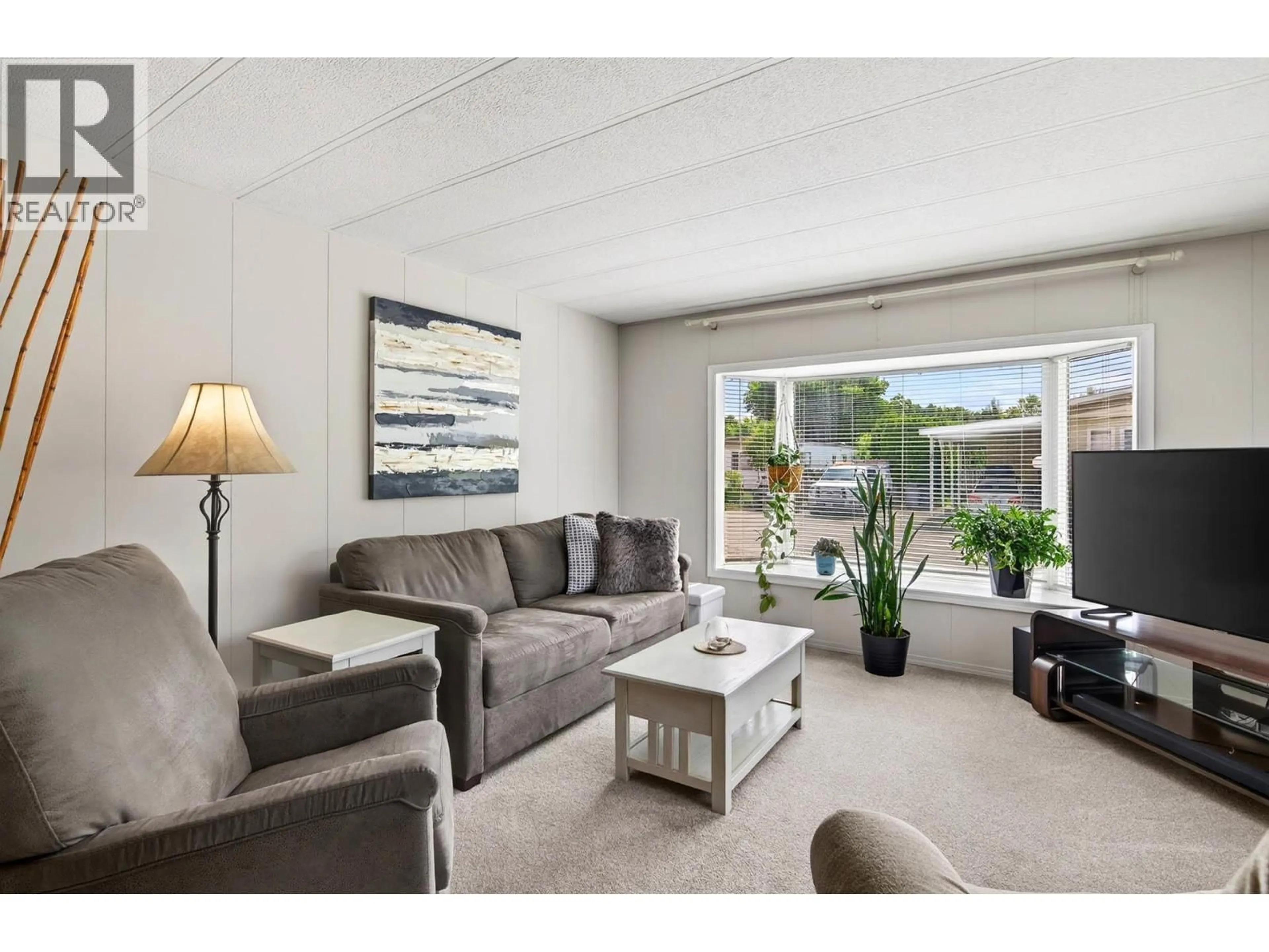 Living room with furniture, unknown for 109 - 2401 ORD ROAD, Kamloops British Columbia V2B7V8