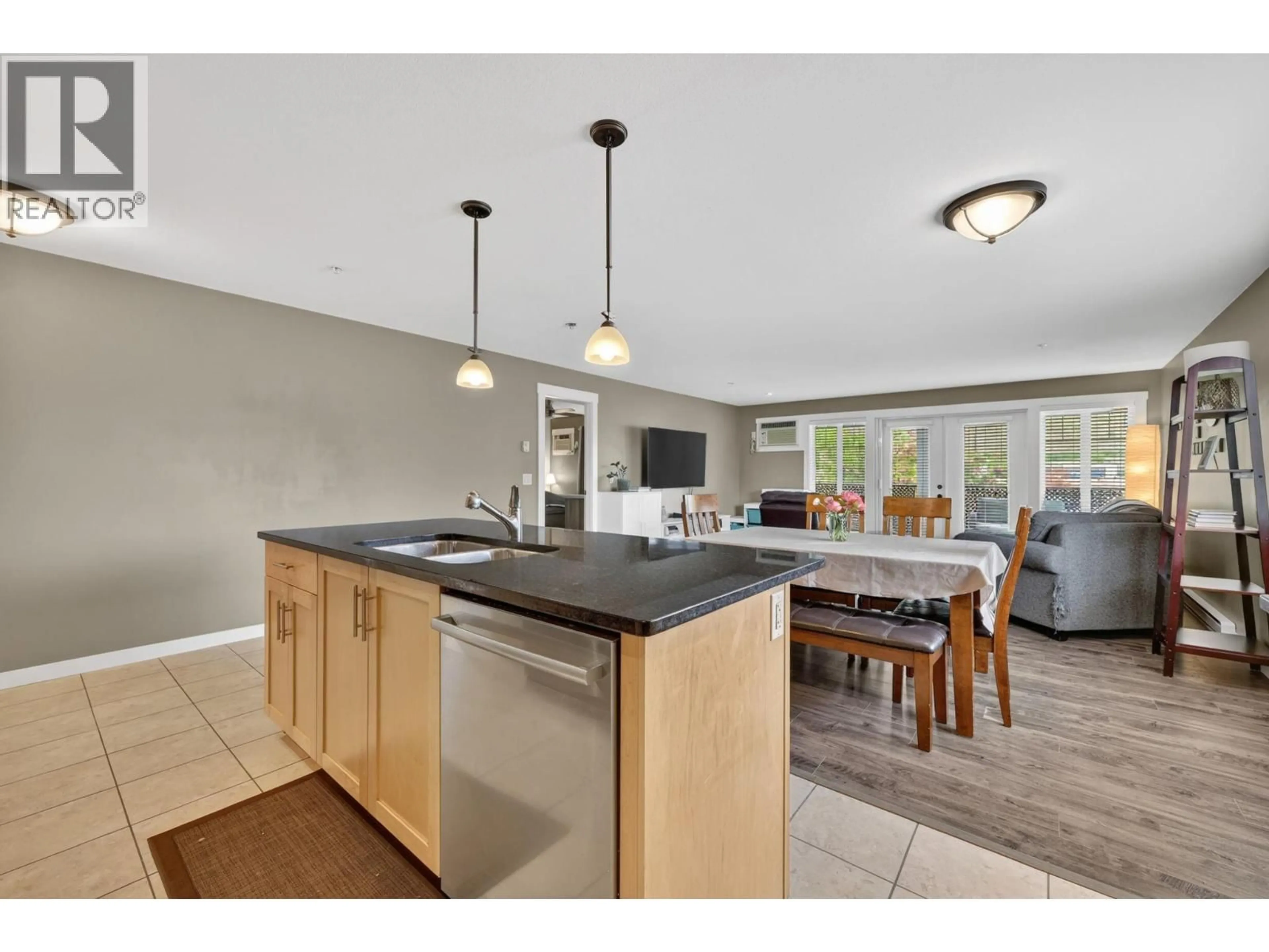 Open concept kitchen, unknown for 204 - 10529 POWLEY COURT, Lake Country British Columbia V4V2S2