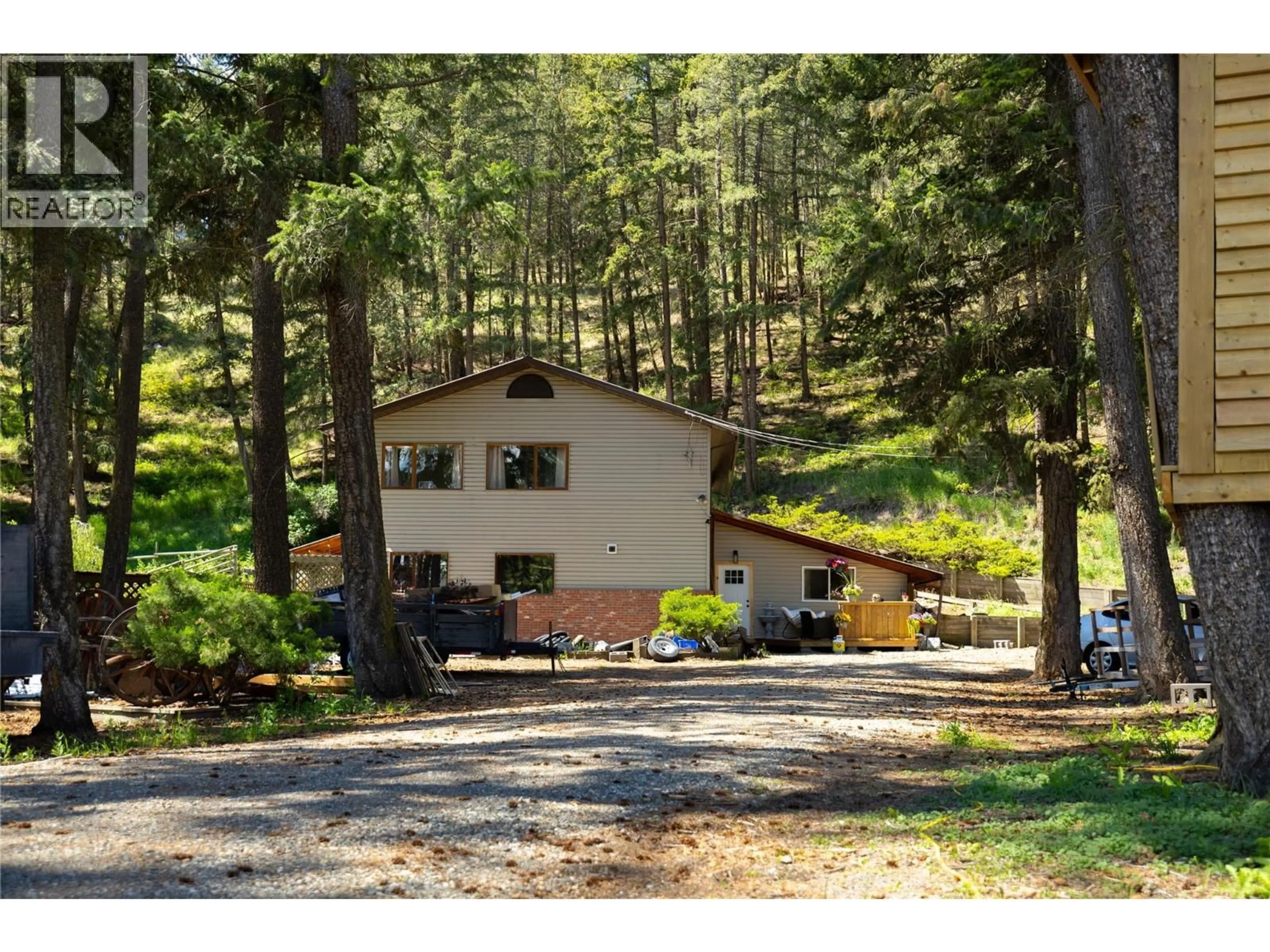Unknown for 4644 97 HIGHWAY, Westwold British Columbia V0E3B1