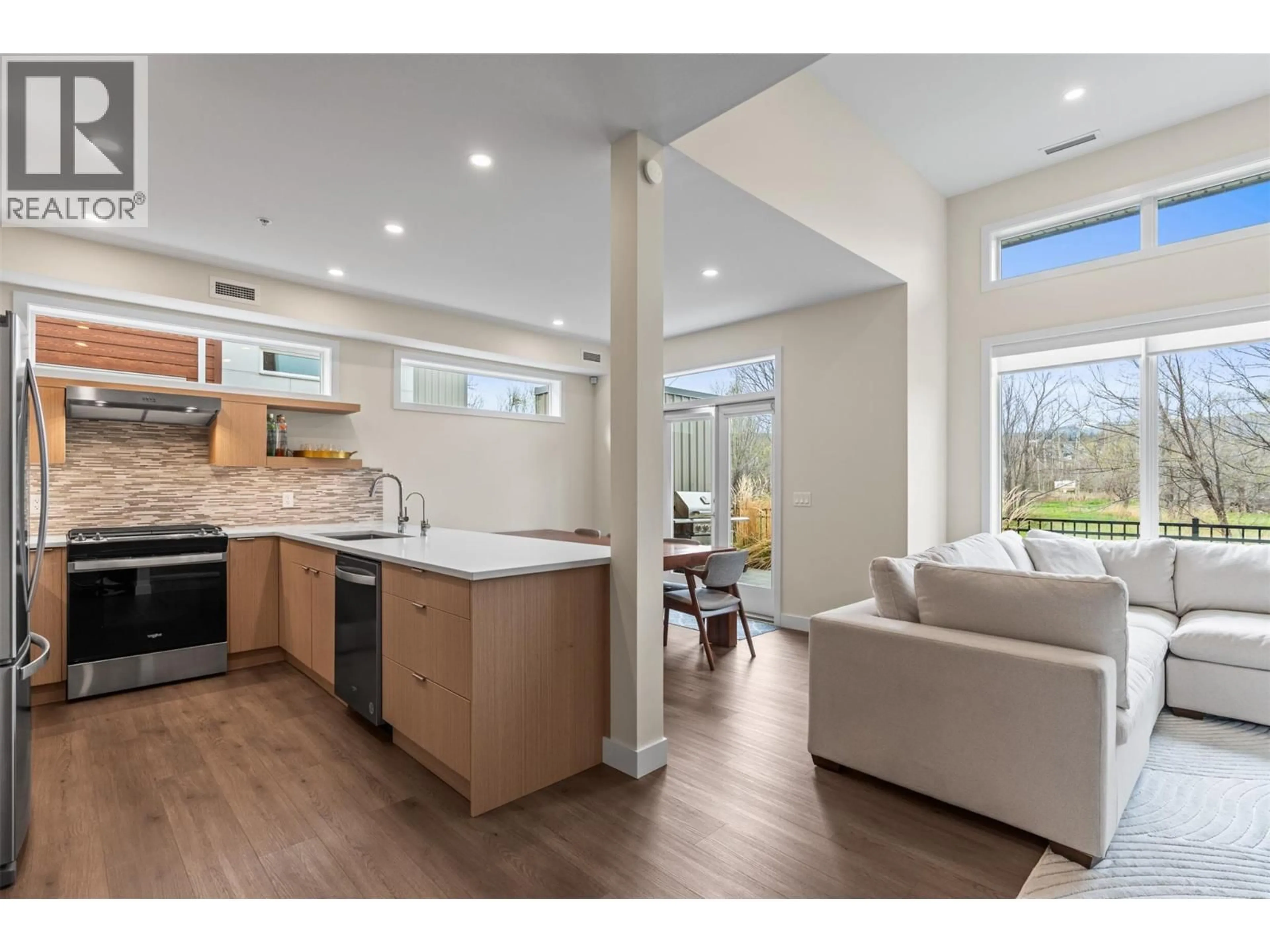 Open concept kitchen, unknown for 20 - 3719 WOODSDALE ROAD, Lake Country British Columbia V4V1X2