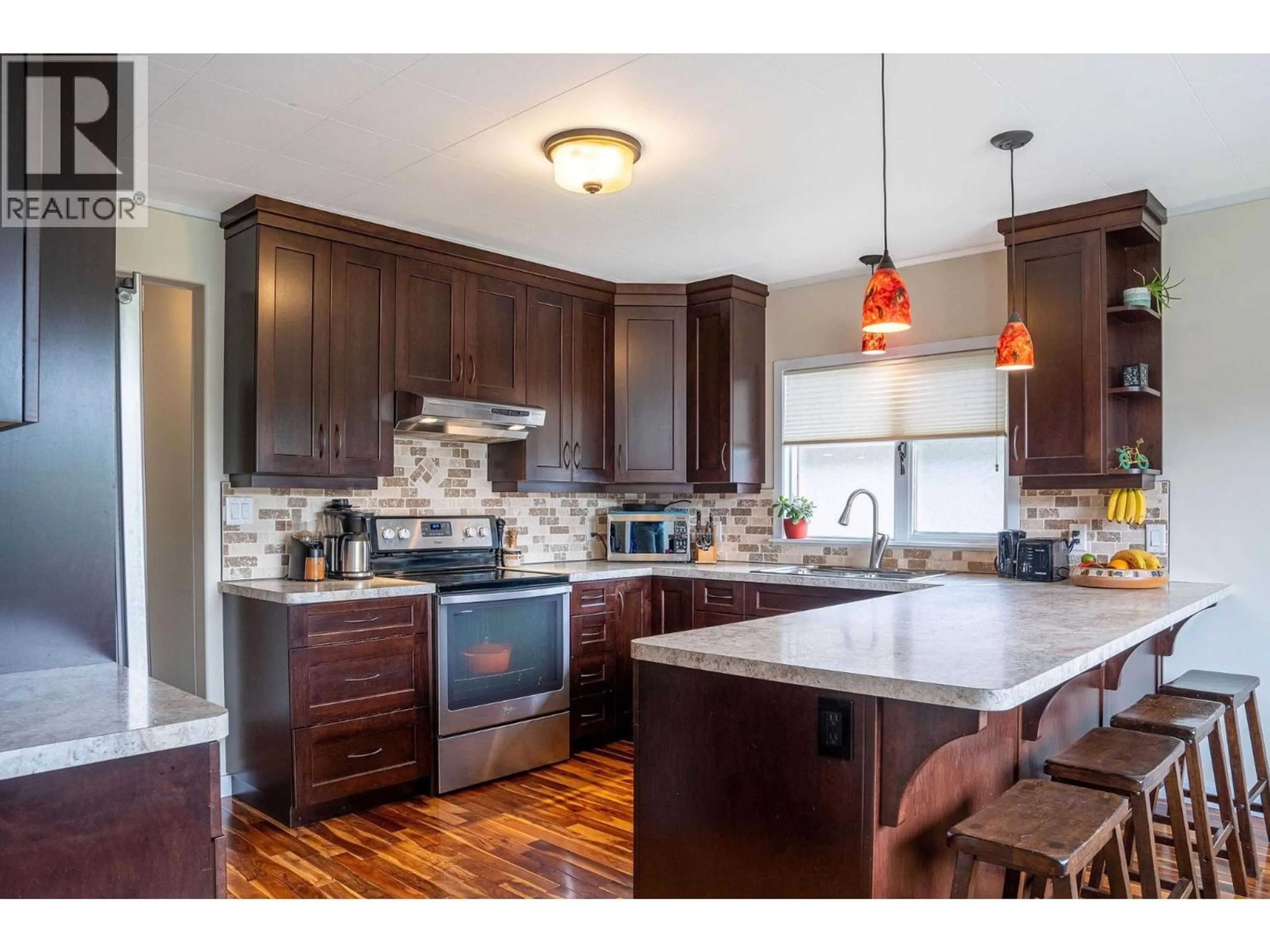 Unknown for 319 TAYLOR STREET, Revelstoke British Columbia V0E2S0