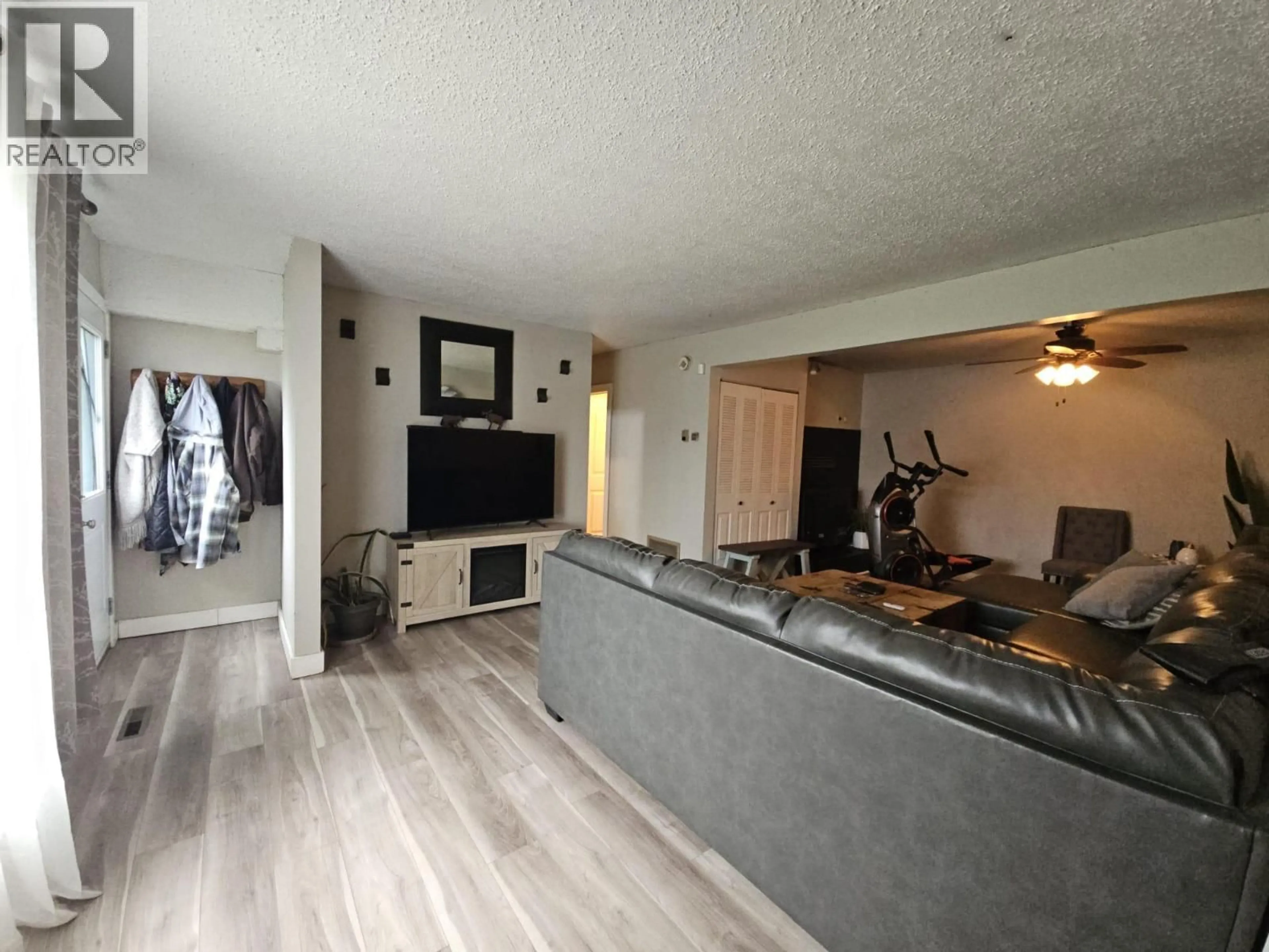 A pic of a room for 4704 50 AVENUE NORTHEAST, Chetwynd British Columbia V0C1J0