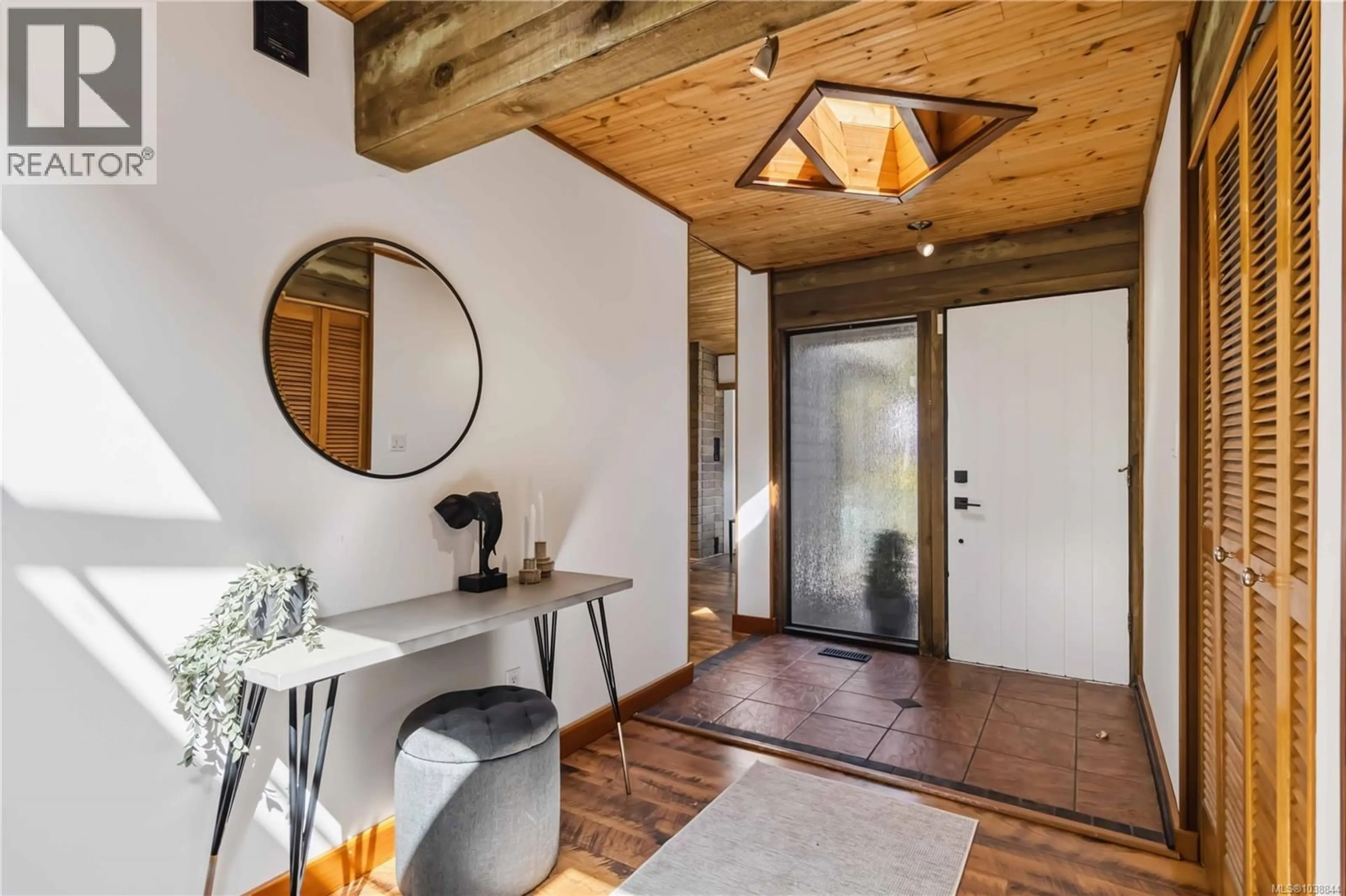 Indoor entryway for 3178 MONNINGTON PLACE, Langford British Columbia V9B4V7