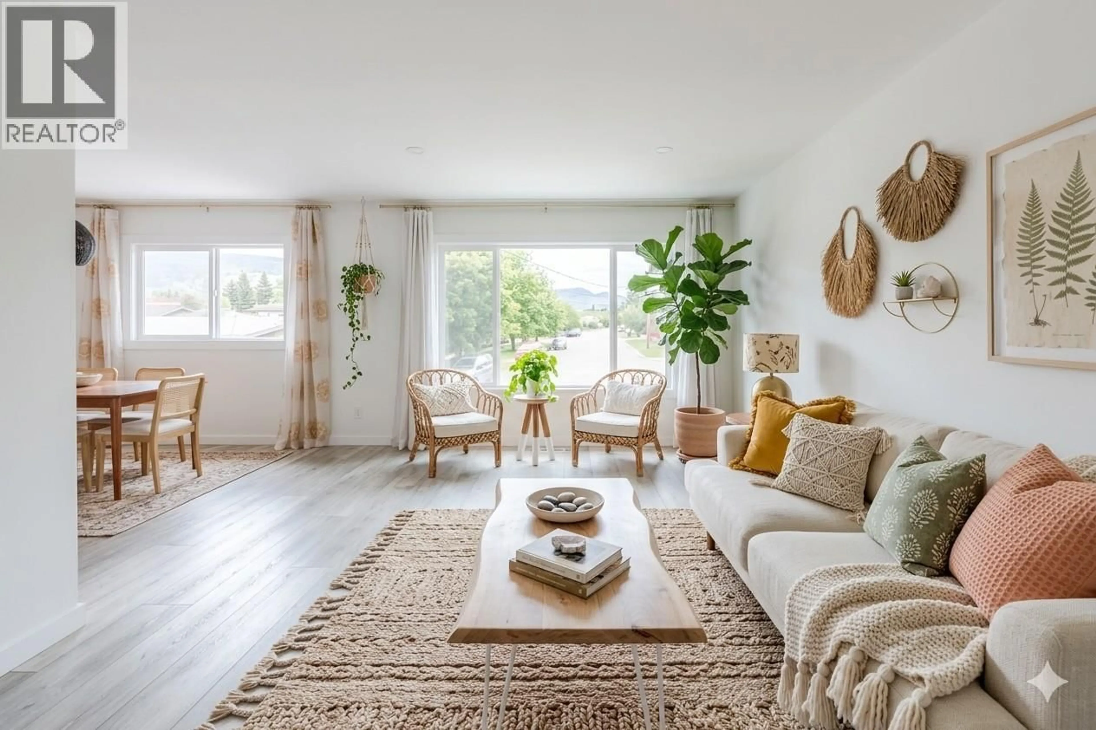 Living room with furniture, unknown for 5853 KETTLE COURT, Oliver British Columbia V0H1T0