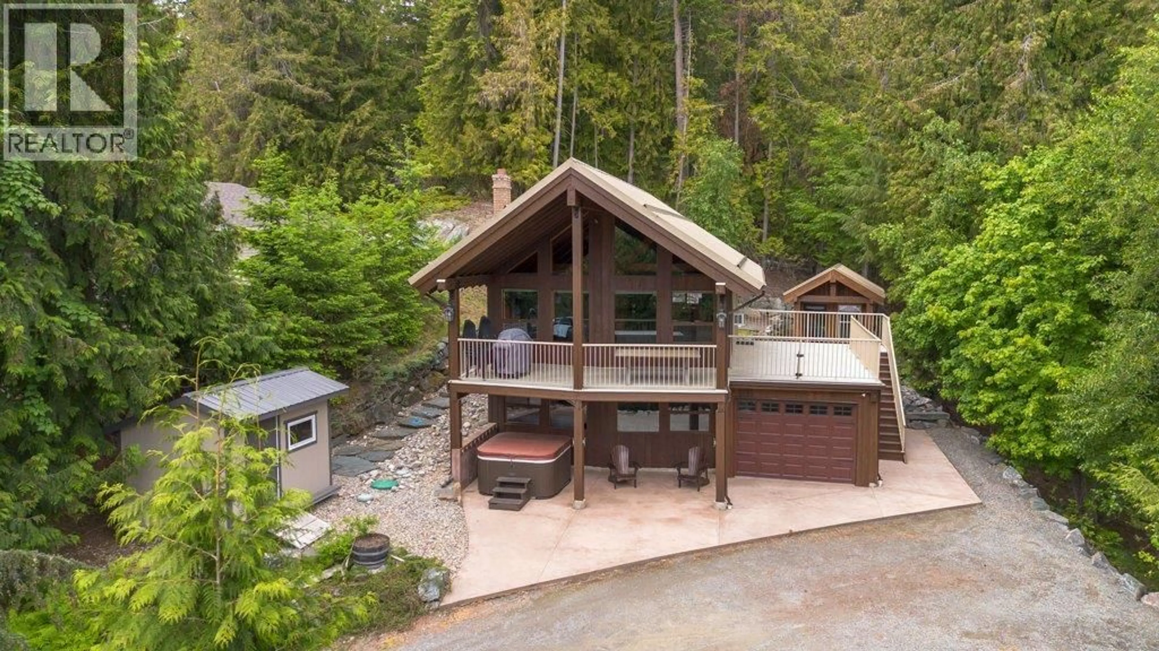 A pic from outside/outdoor area/front of a property/back of a property/a pic from drone, unknown for 47 - 4498 SQUILAX-ANGLEMONT ROAD, Scotch Creek British Columbia V0E1M5