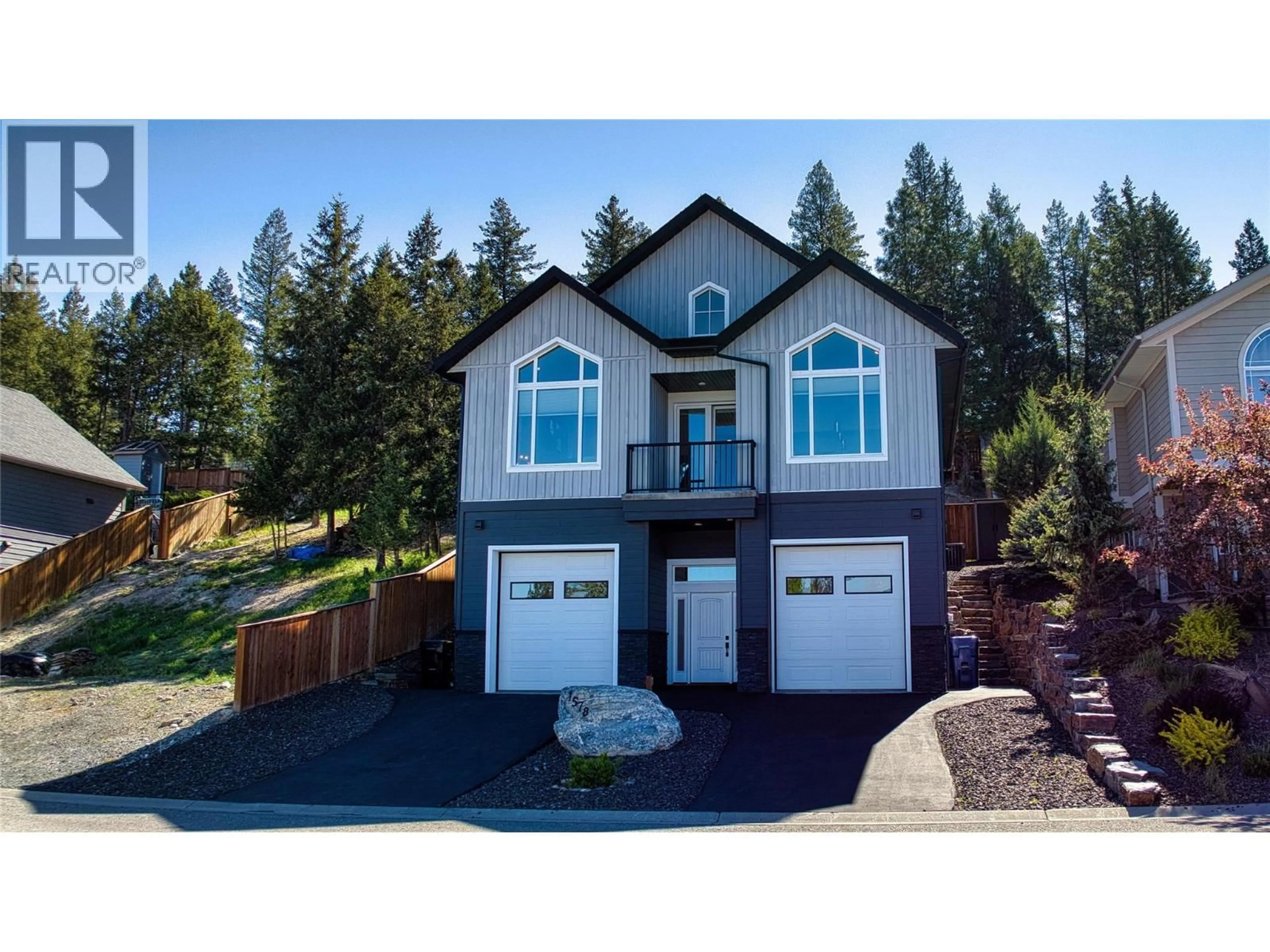 Home with vinyl exterior material, unknown for 1578 MT FISHER CRESCENT, Cranbrook British Columbia V1C7J6