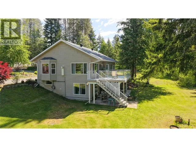 2693 OSACHOFF ROAD, South Slocan 3