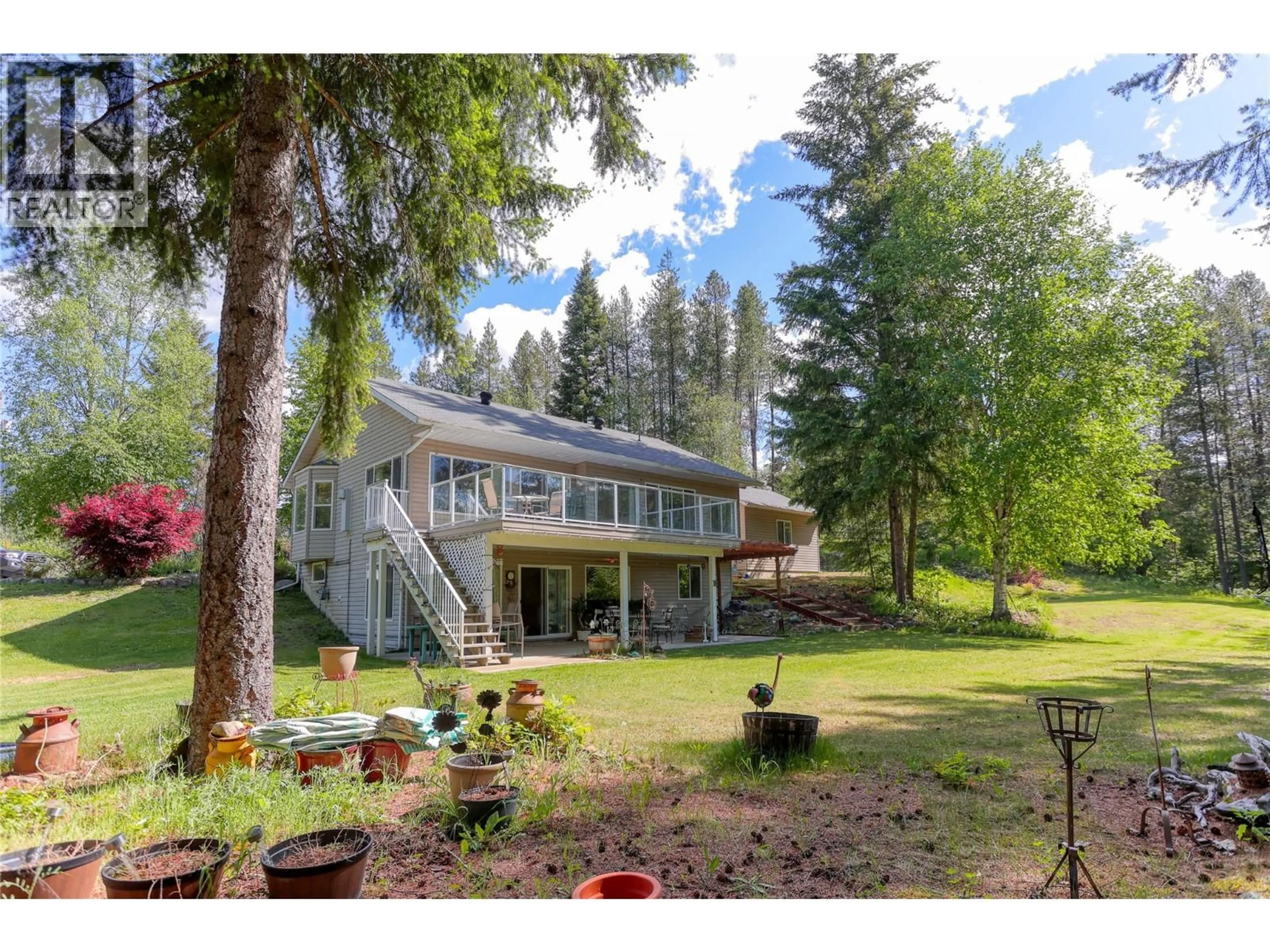 A pic from outside/outdoor area/front of a property/back of a property/a pic from drone, unknown for 2693 OSACHOFF ROAD, South Slocan British Columbia V1N4P4