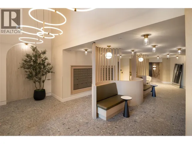 709 - 3340 LAKESHORE ROAD, Kelowna 4