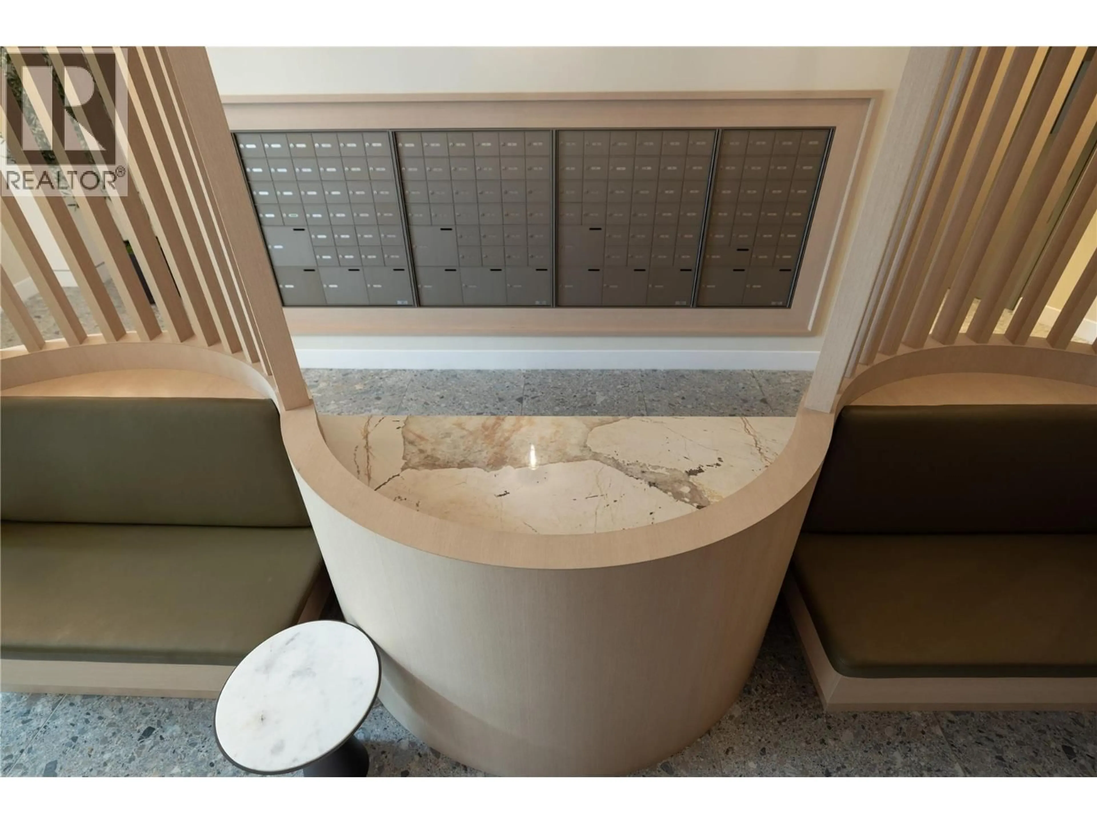 Contemporary bathroom, ceramic/tile floor for 709 - 3340 LAKESHORE ROAD, Kelowna British Columbia V1W0H6