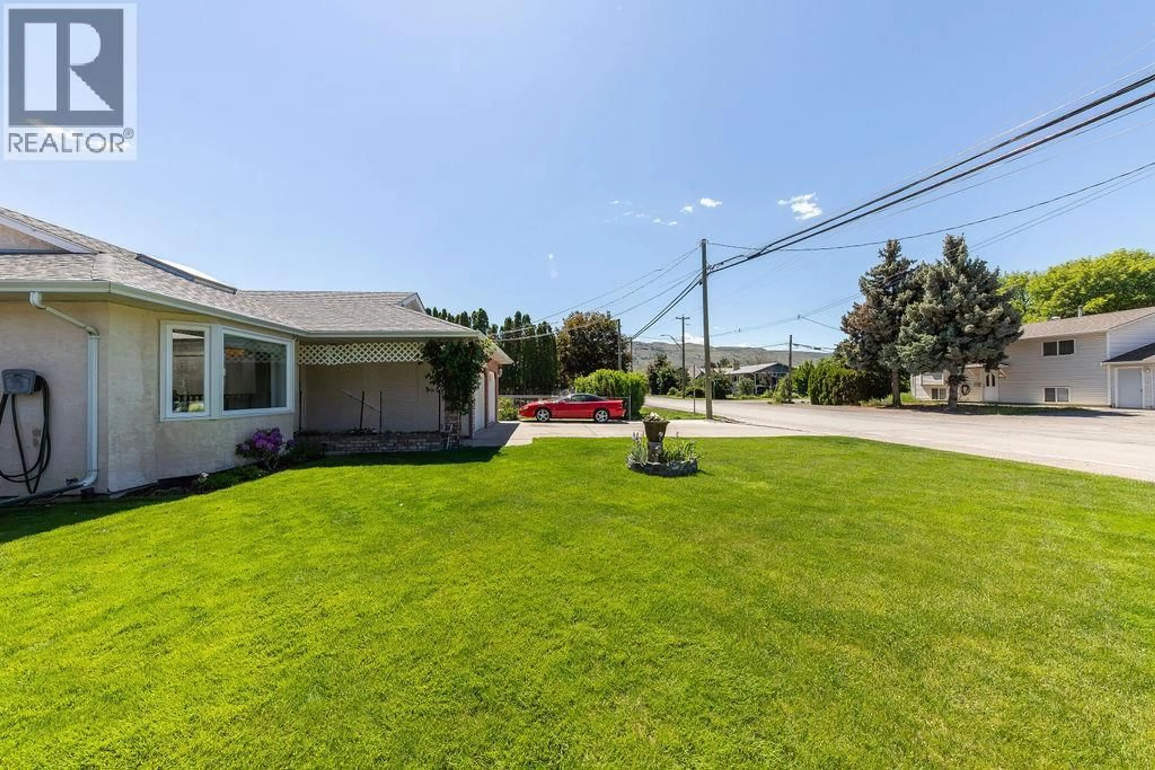 Patio, unknown for 985 SCHREINER STREET, Kamloops British Columbia V2B5W1