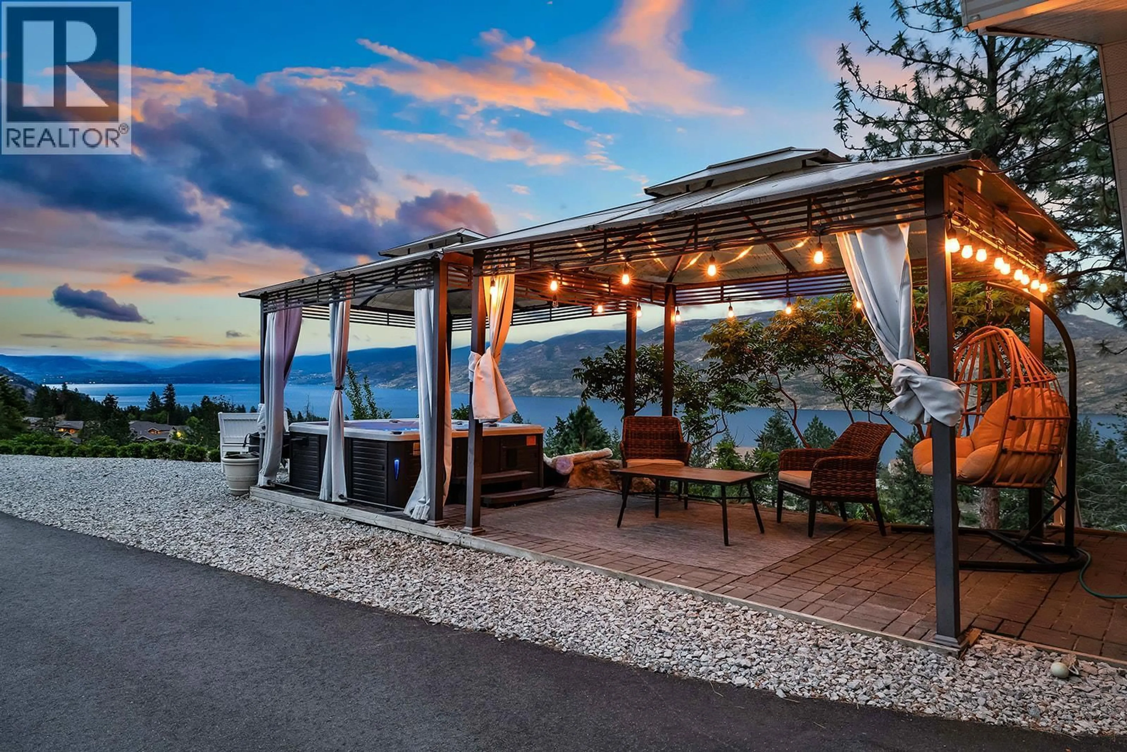 Patio, water/lake/river/ocean view for 4618 PONDEROSA DRIVE, Peachland British Columbia V0H1X5