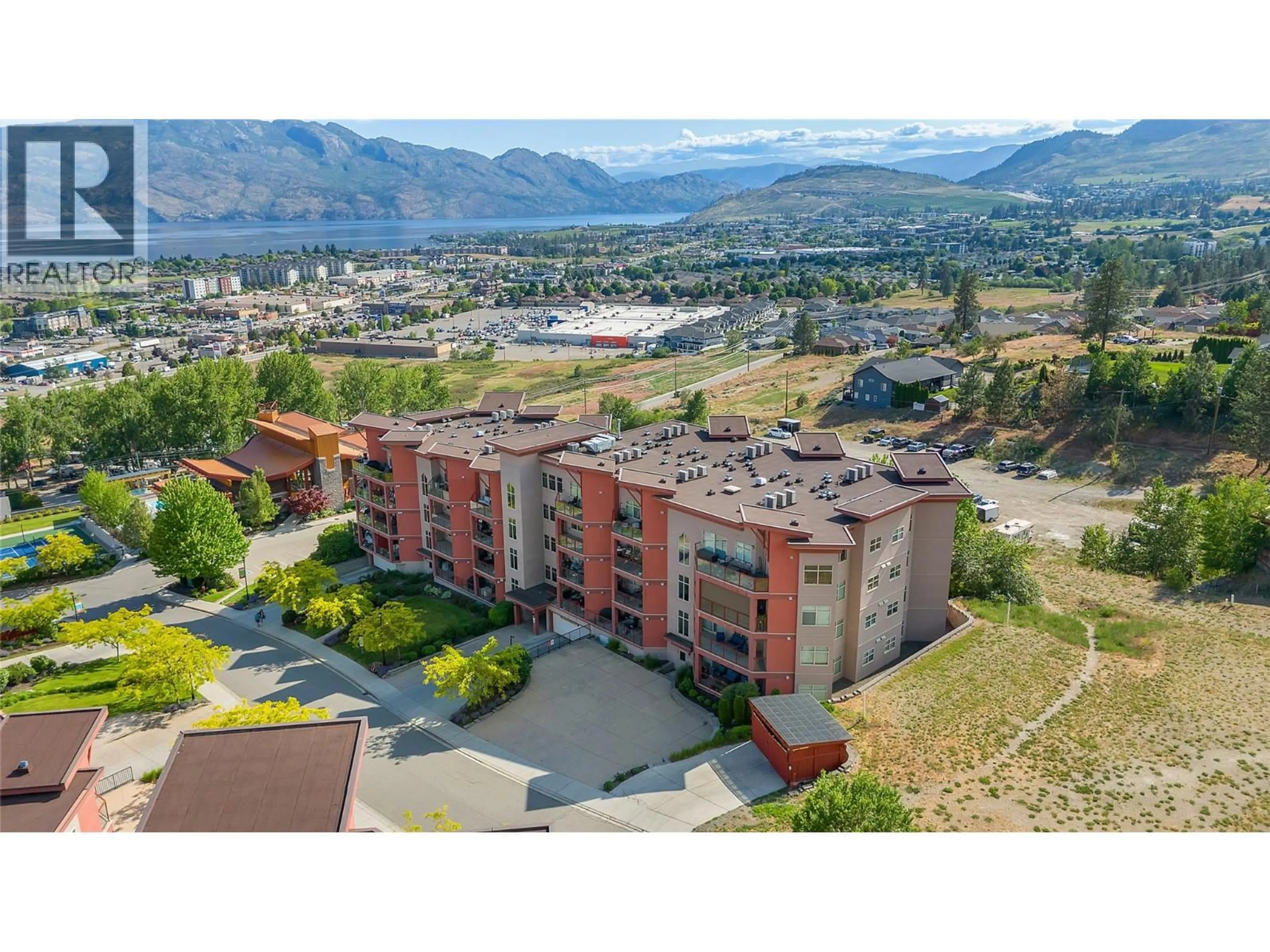 A pic from outside/outdoor area/front of a property/back of a property/a pic from drone, mountain view for 302 - 3220 SKYVIEW LANE, West Kelowna British Columbia V4T3J4
