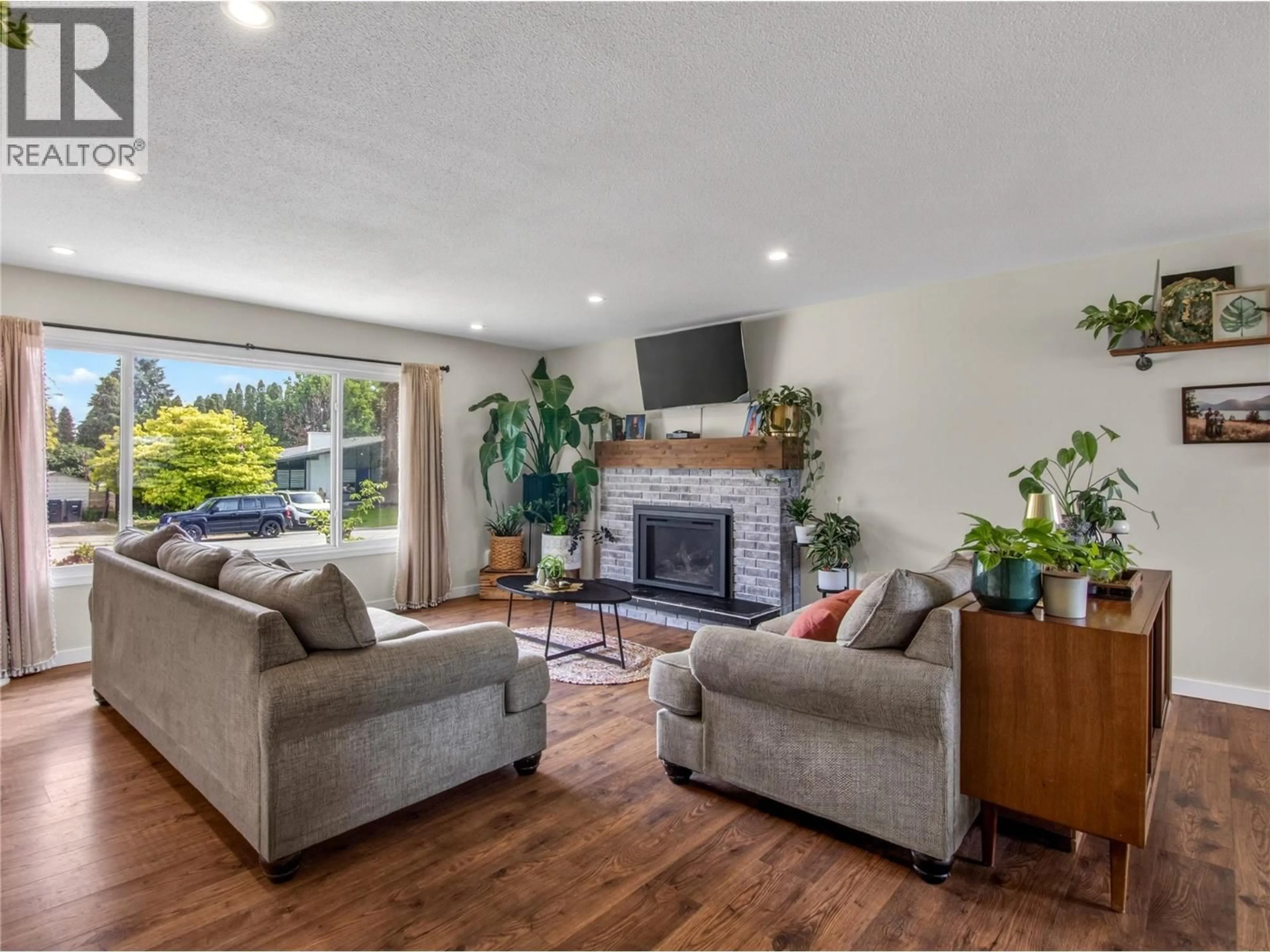 Unknown for 165 MCCULLOCH DRIVE, Penticton British Columbia V2A3P6
