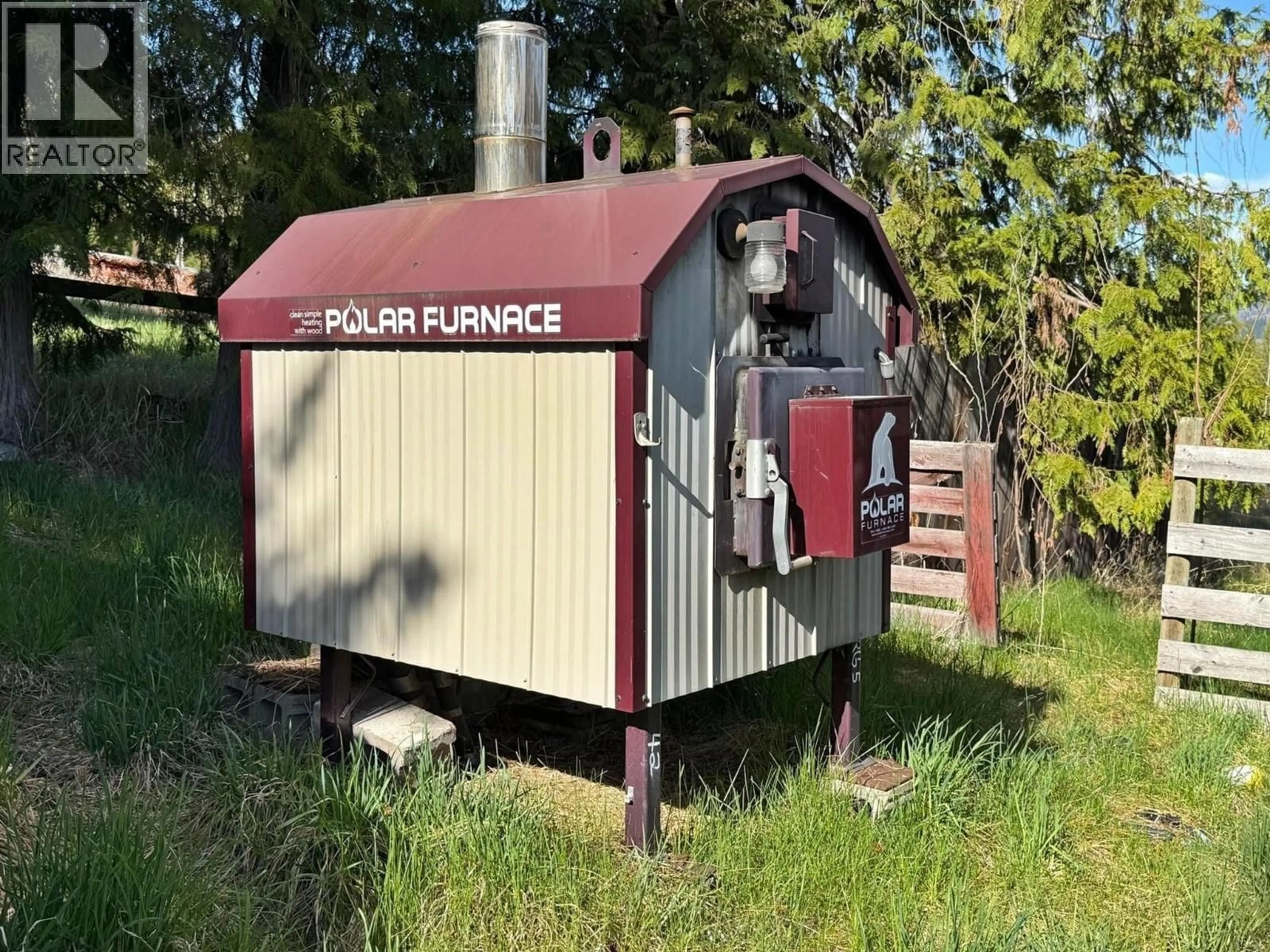 Shed for 3437 YELLOWHEAD HIGHWAY, Vavenby British Columbia V0E3A0