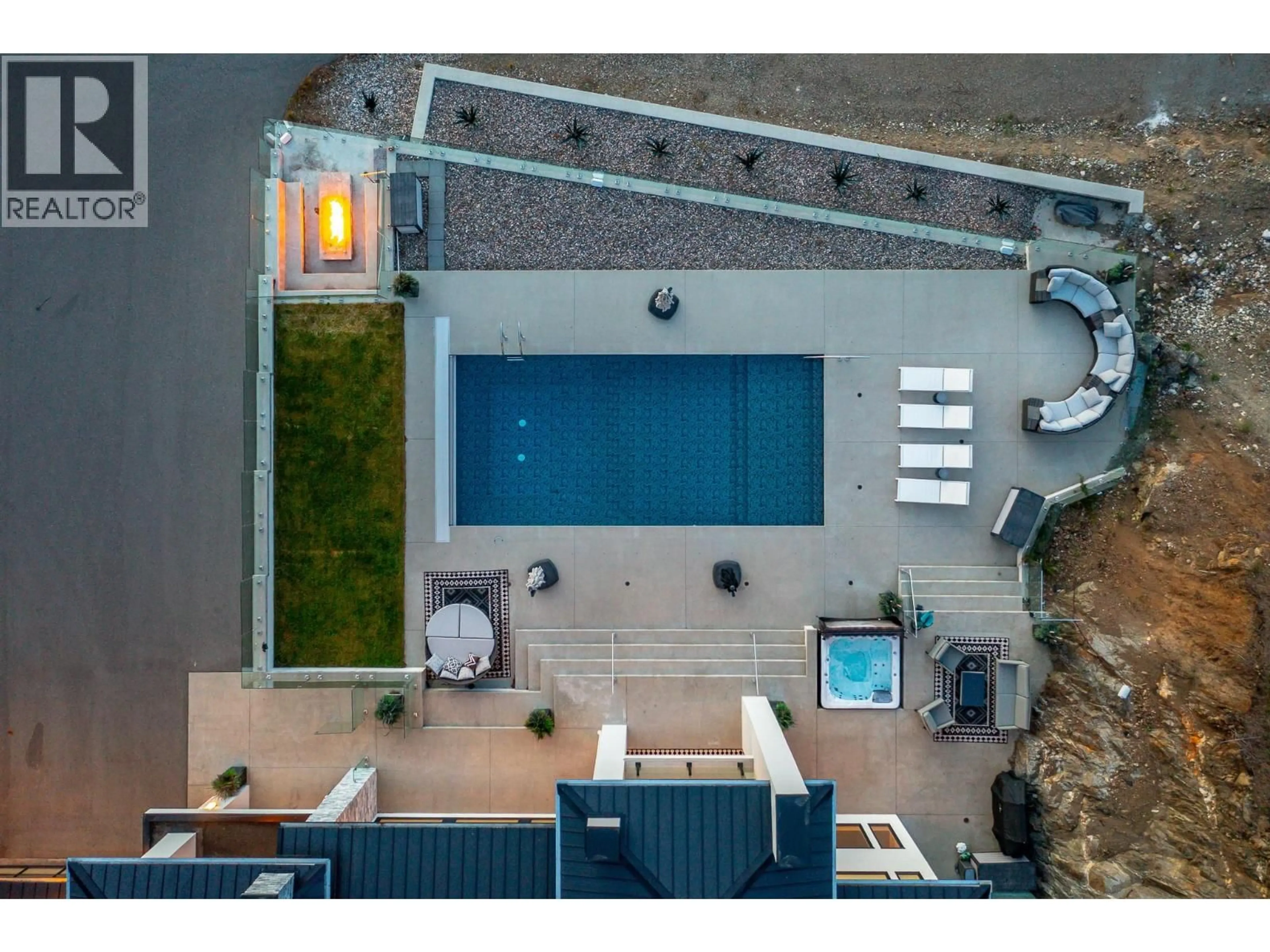 A pic from outside/outdoor area/front of a property/back of a property/a pic from drone, unknown for 112 SUNSET BOULEVARD, Vernon British Columbia V1H1T7