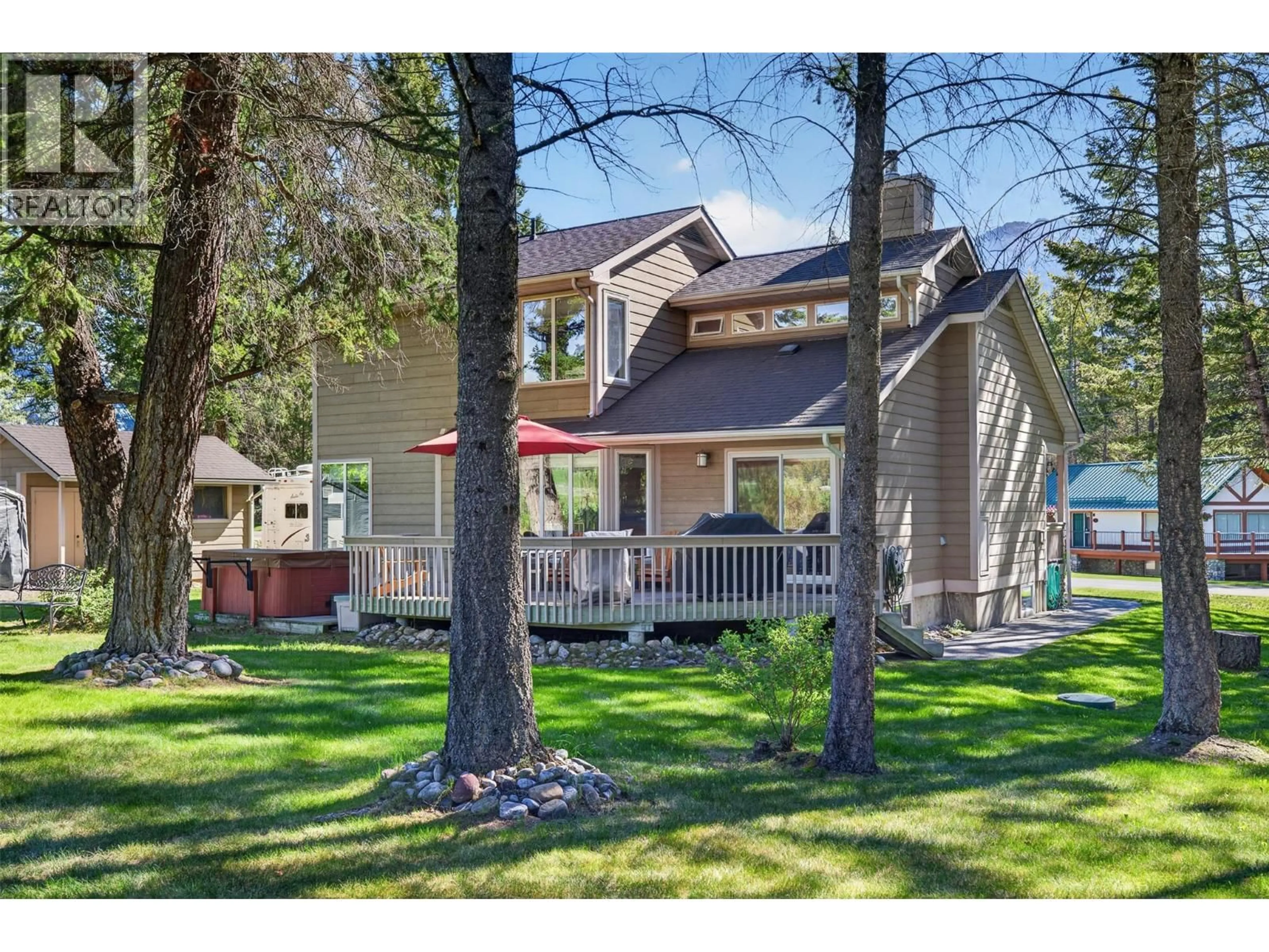 Home with vinyl exterior material, unknown for 4484 COLUMBIA VIEW ROAD, Fairmont Hot Springs British Columbia V0B1L2