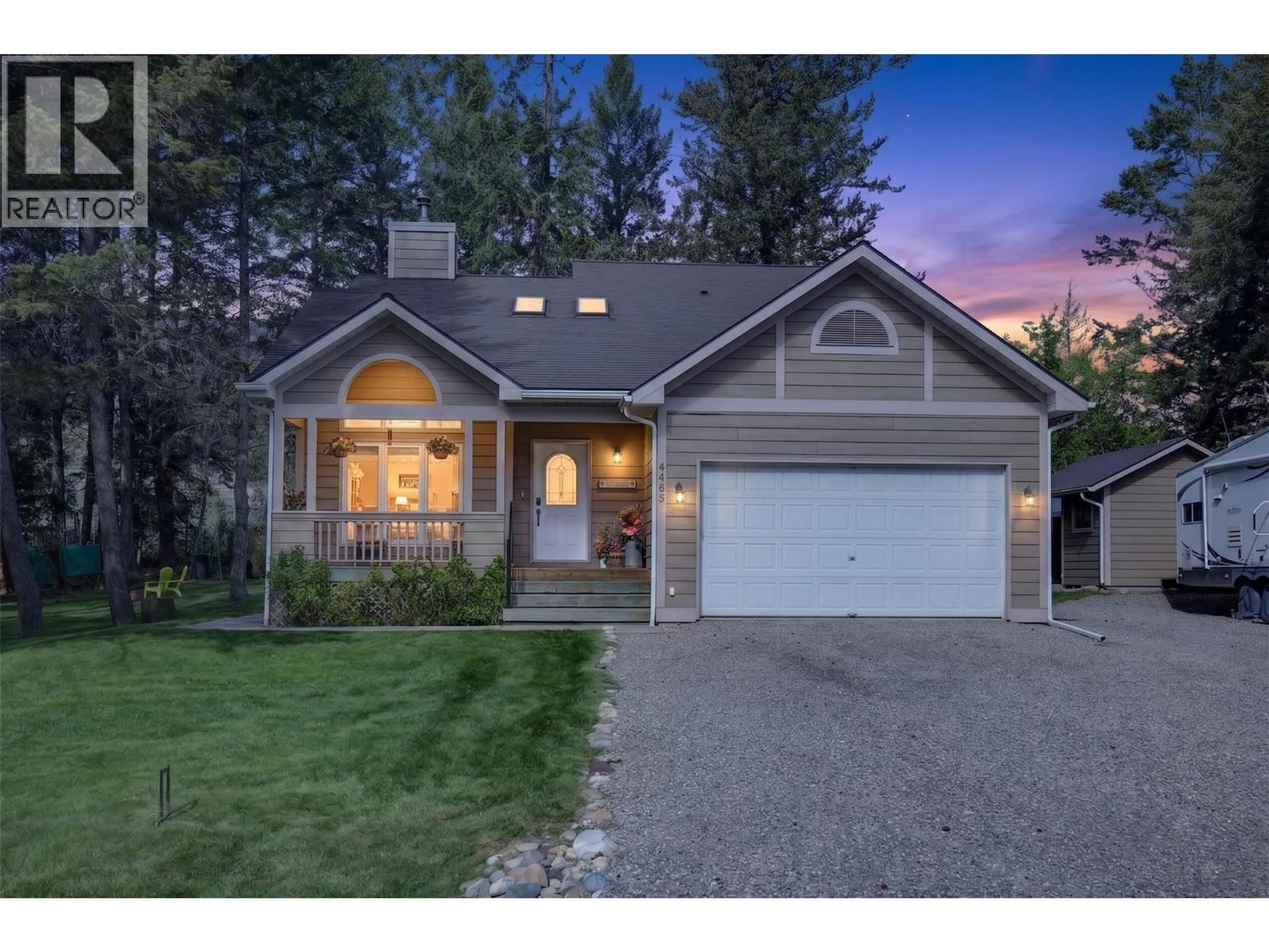 Home with vinyl exterior material, street for 4484 COLUMBIA VIEW ROAD, Fairmont Hot Springs British Columbia V0B1L2