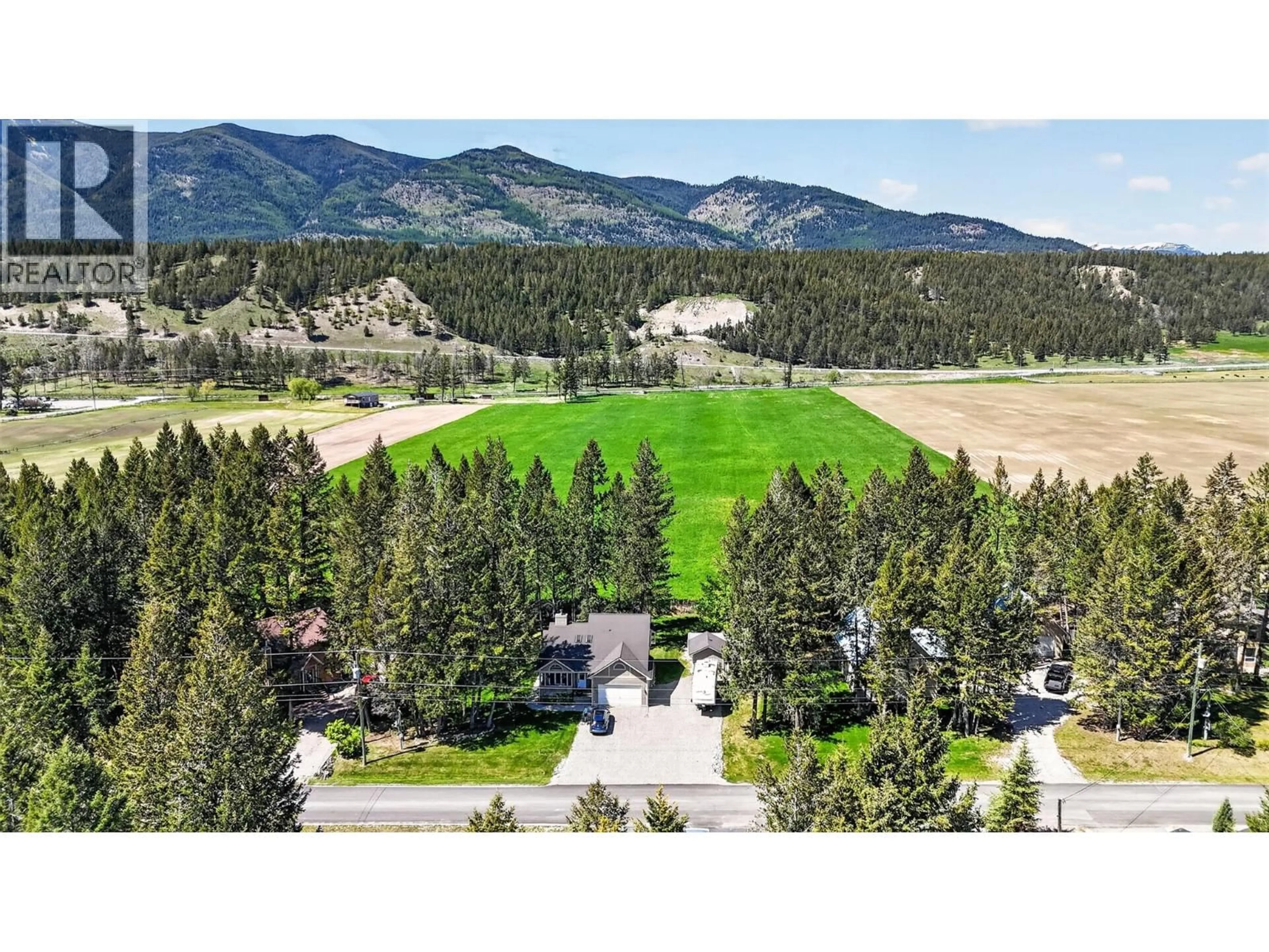 A pic from outside/outdoor area/front of a property/back of a property/a pic from drone, mountain view for 4484 COLUMBIA VIEW ROAD, Fairmont Hot Springs British Columbia V0B1L2