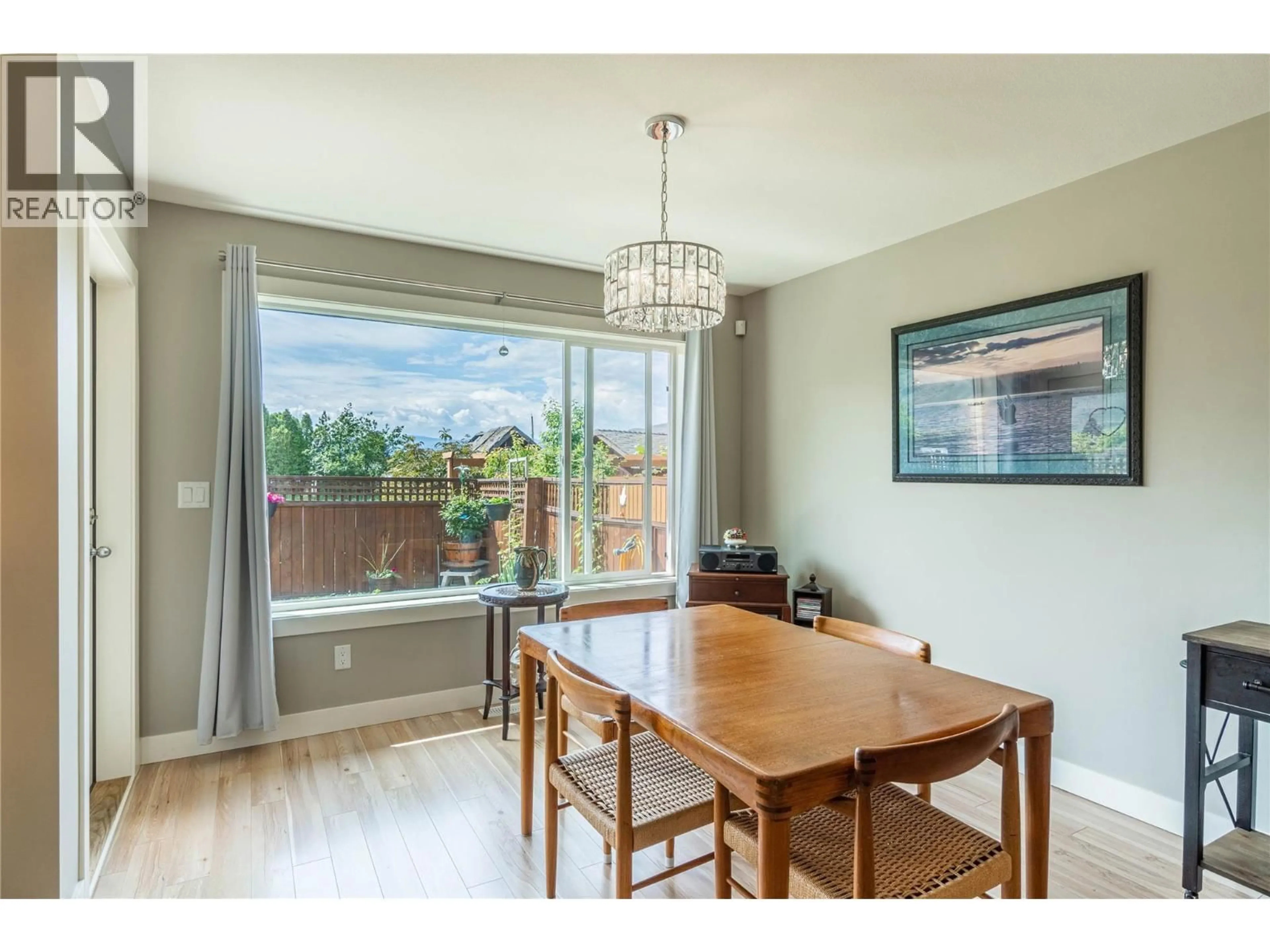 Dining room, wood/laminate floor for 13 - 3031 WESTSYDE ROAD, Kamloops British Columbia V2B0E4
