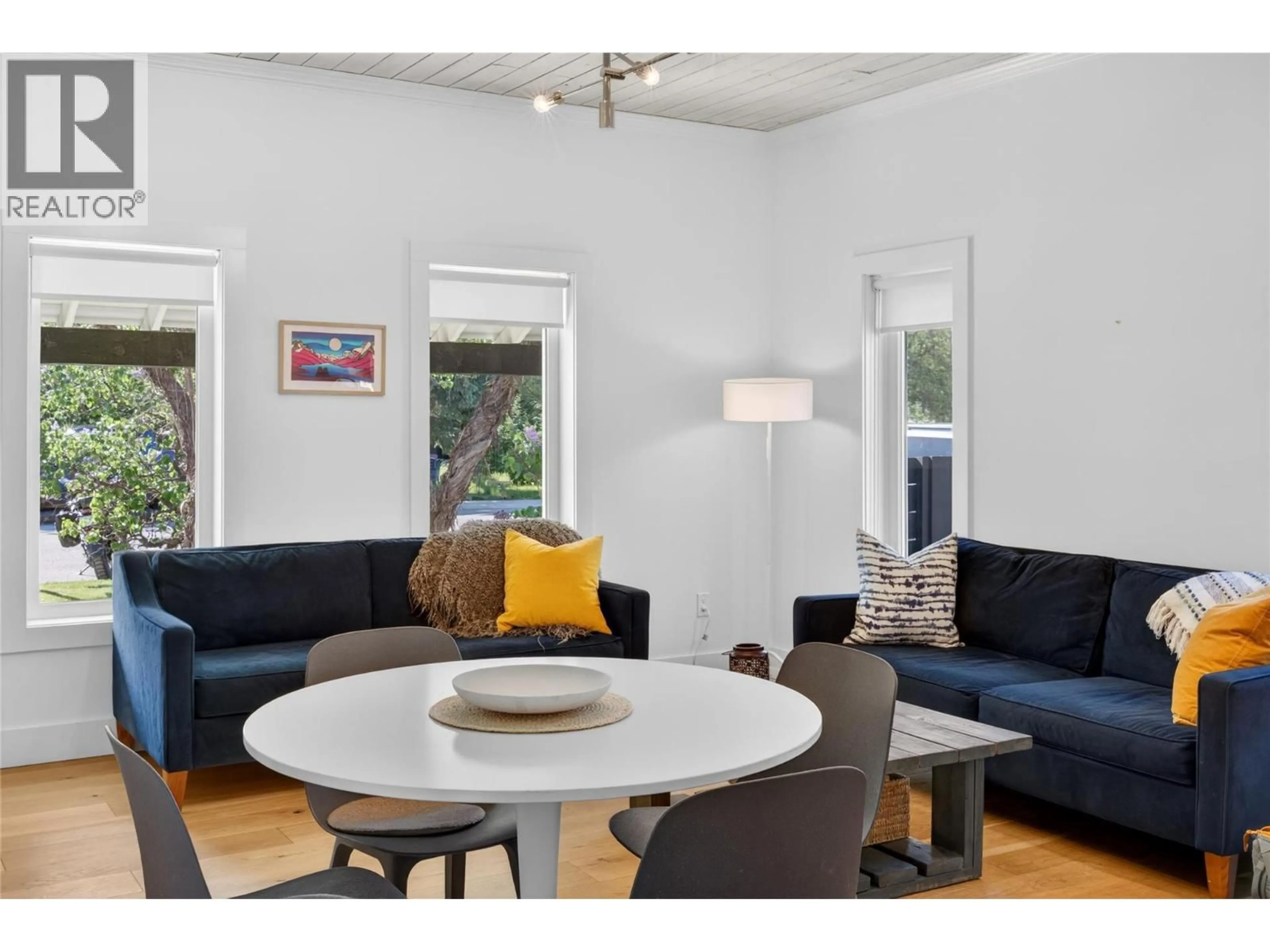 Living room with furniture, unknown for 461 6TH AVENUE, Fernie British Columbia V0B1M0