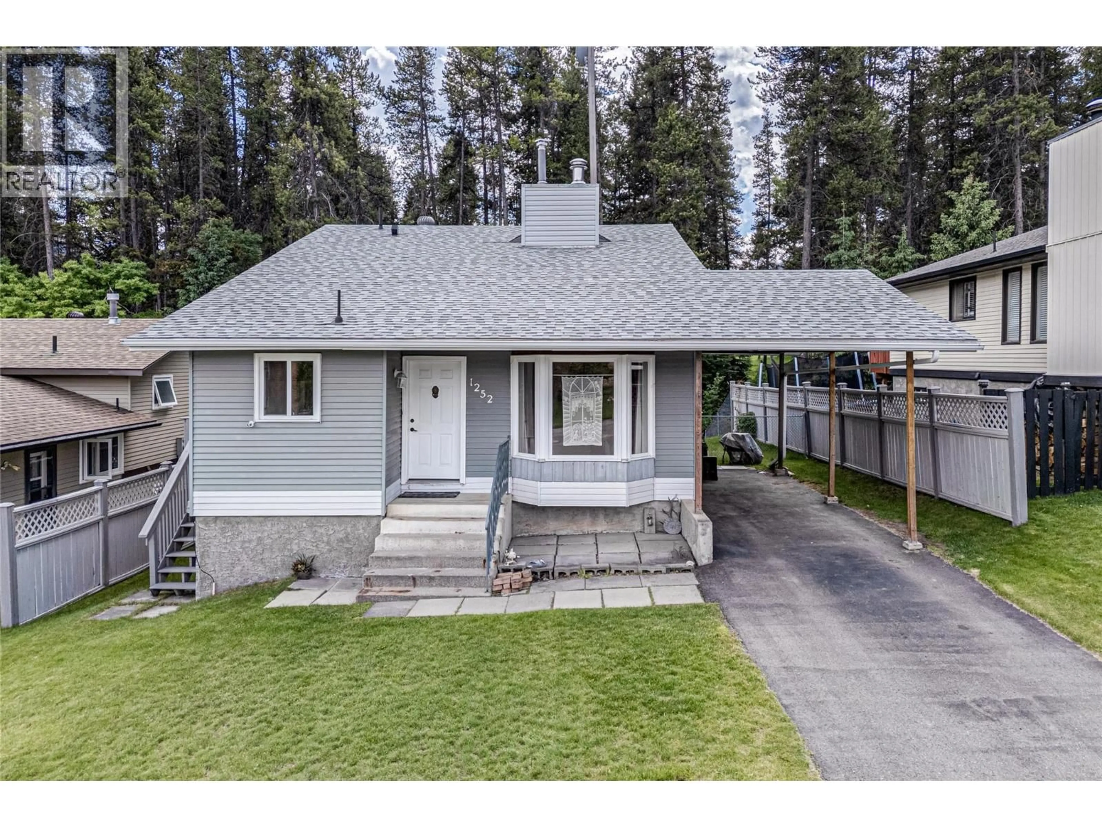 Home with vinyl exterior material, mountain view for 1252 PONDEROSA DRIVE, Sparwood British Columbia V0B2G2