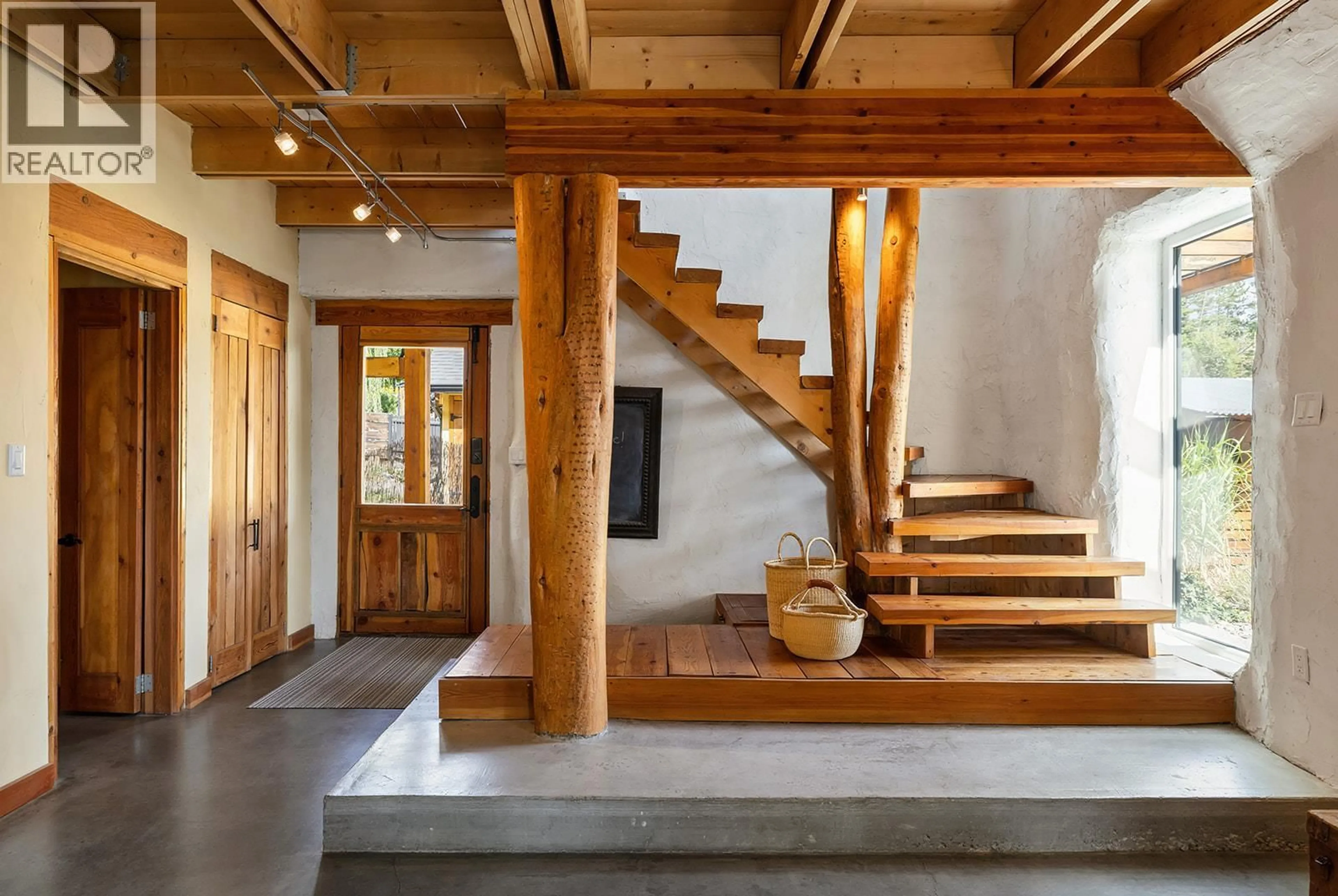 Unknown for 6226 SANDERSON AVENUE, Peachland British Columbia V0H1X8
