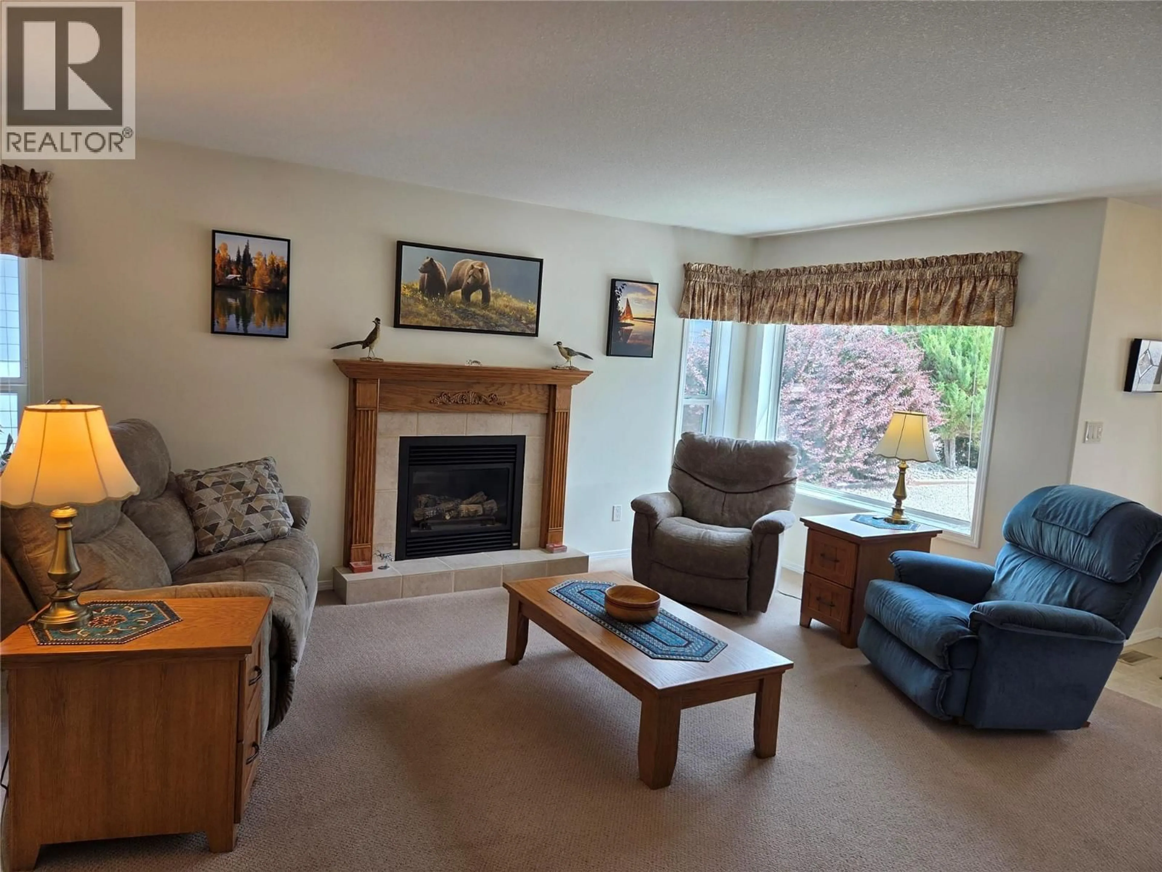 Living room with furniture, unknown for 304 9TH AVENUE, Keremeos British Columbia V0X1N3