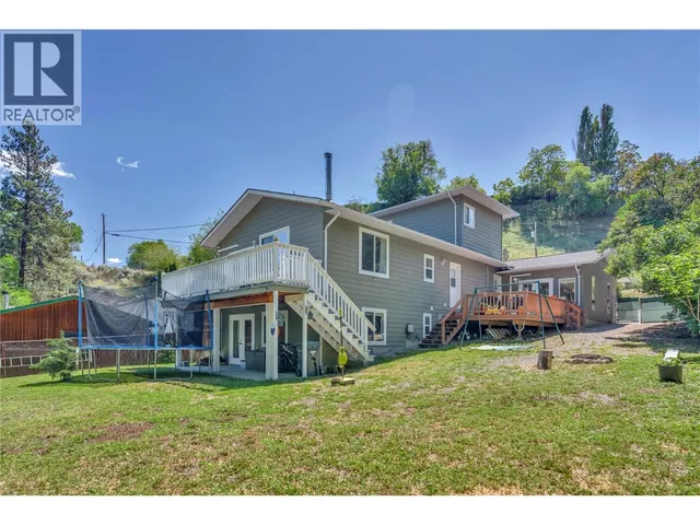 14406 LATIMER AVENUE, Summerland 3