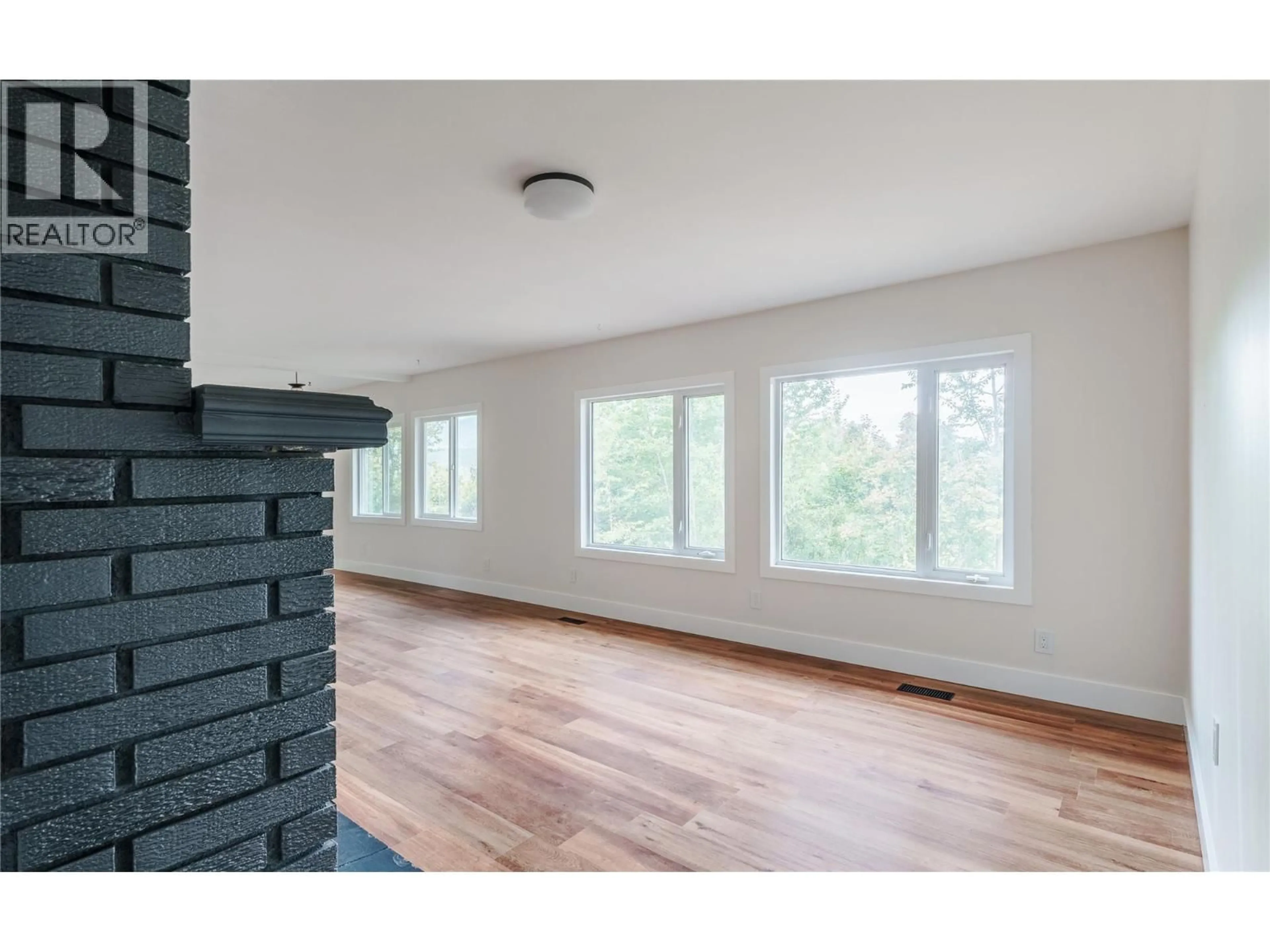 A pic of a room for 1231 1 STREET SOUTHEAST, Salmon Arm British Columbia V1E0B6