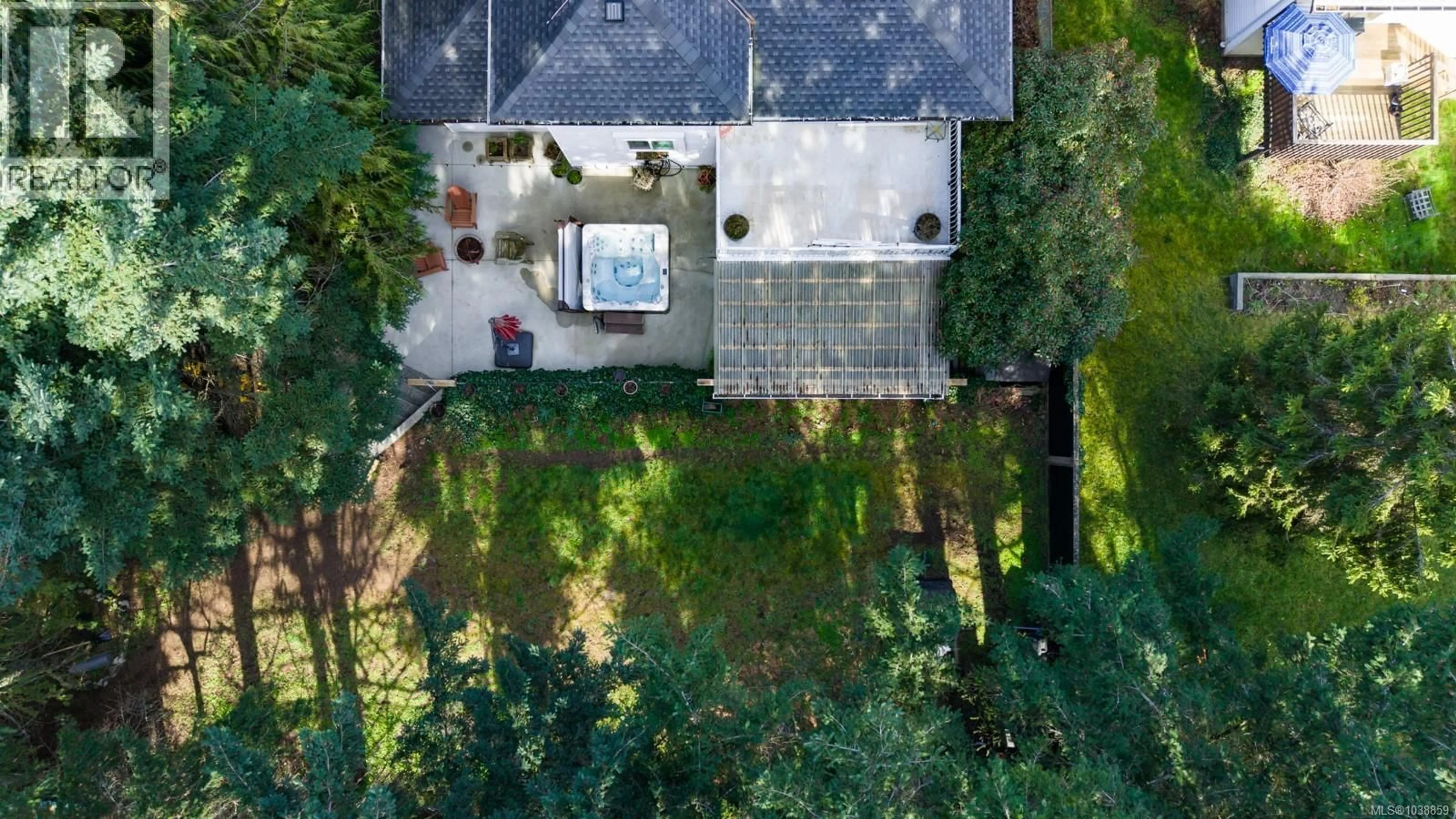 A pic from outside/outdoor area/front of a property/back of a property/a pic from drone, unknown for 7465 FERNMAR ROAD, Lantzville British Columbia V0R2H0