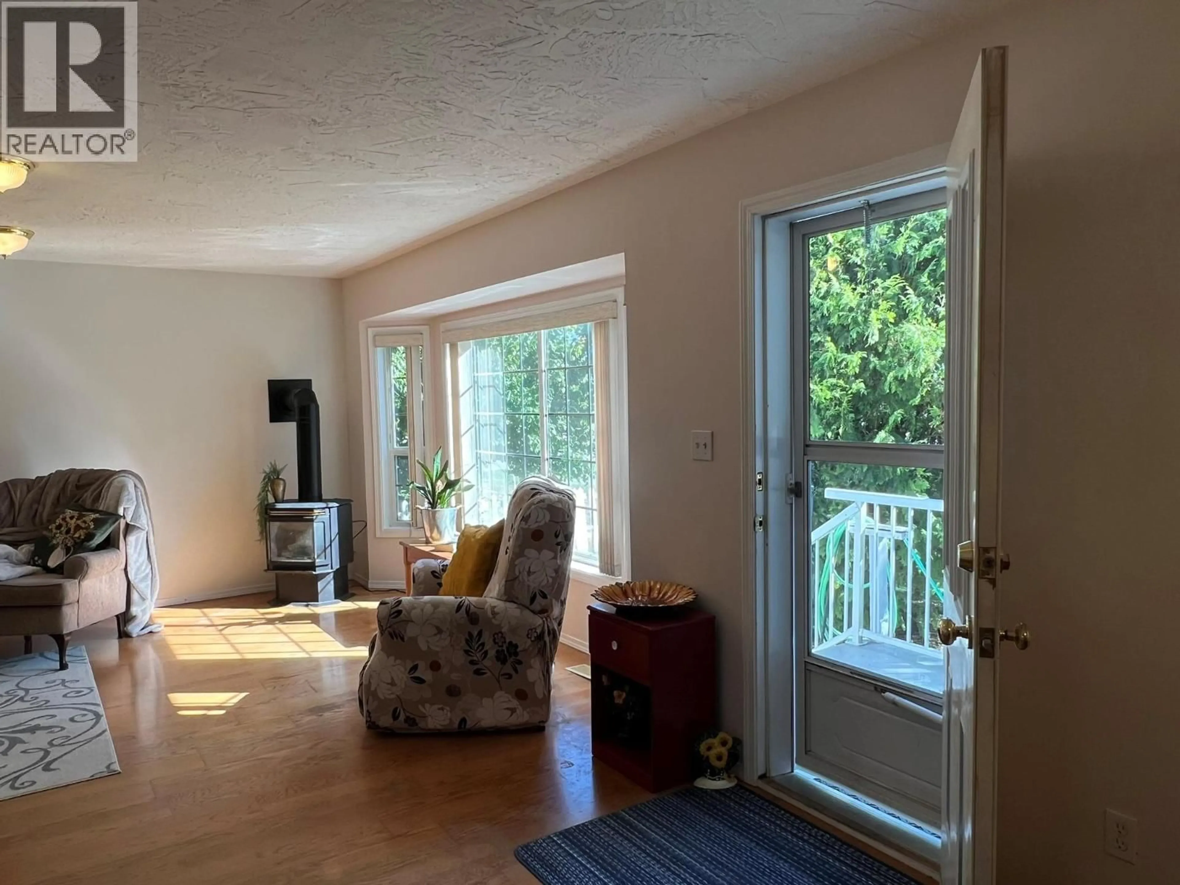 A pic of a room for 410 6TH AVENUE, Keremeos British Columbia V0X1N3
