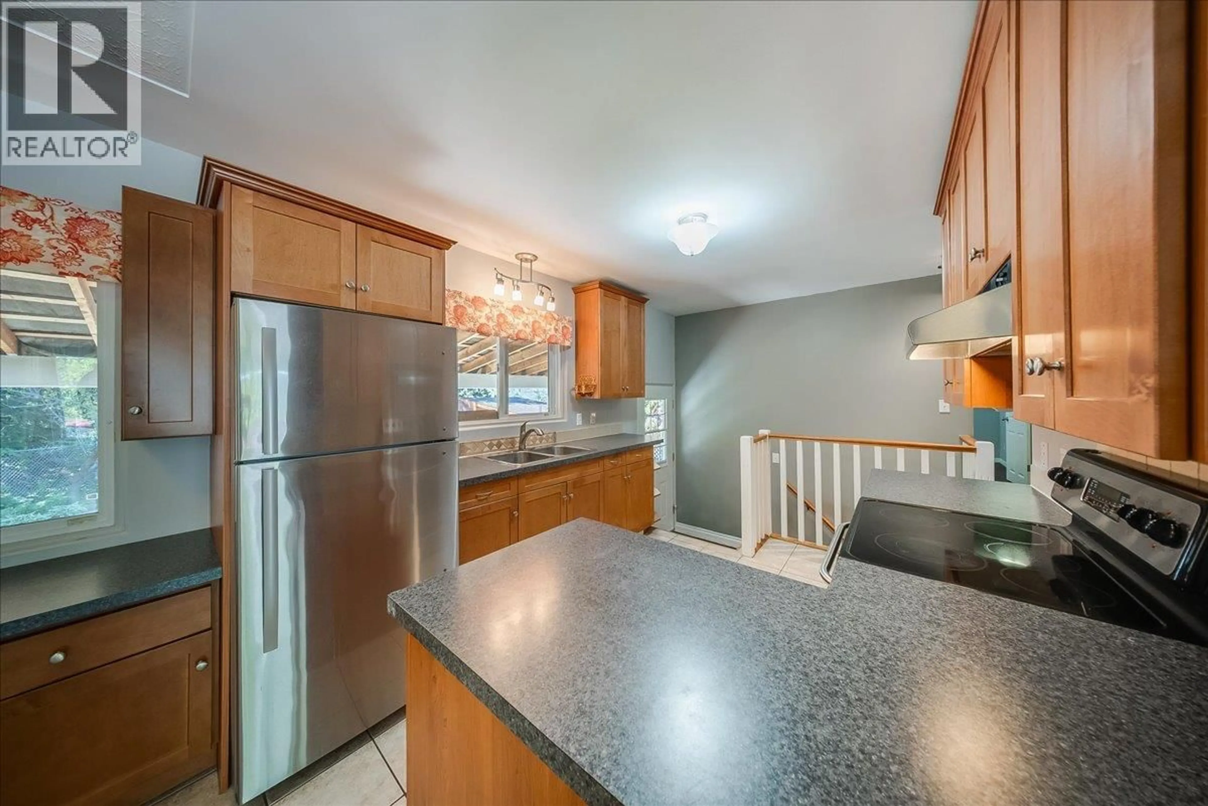 Unknown for 3542 MARIGOLD DRIVE, Trail British Columbia V1R2X6