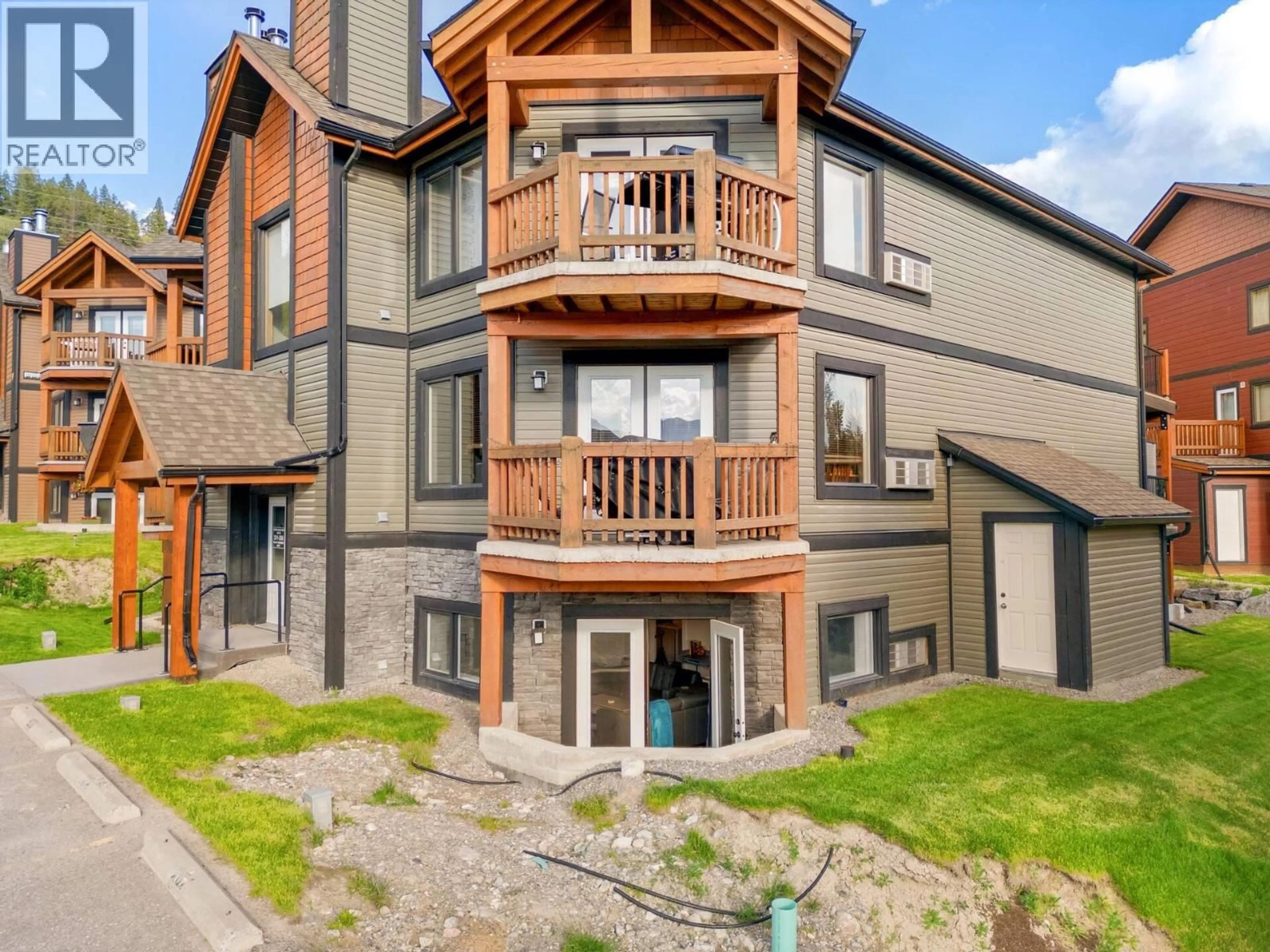 Unknown for 202 - 7307 PROSPECTOR AVENUE, Radium Hot Springs British Columbia V0A1M0