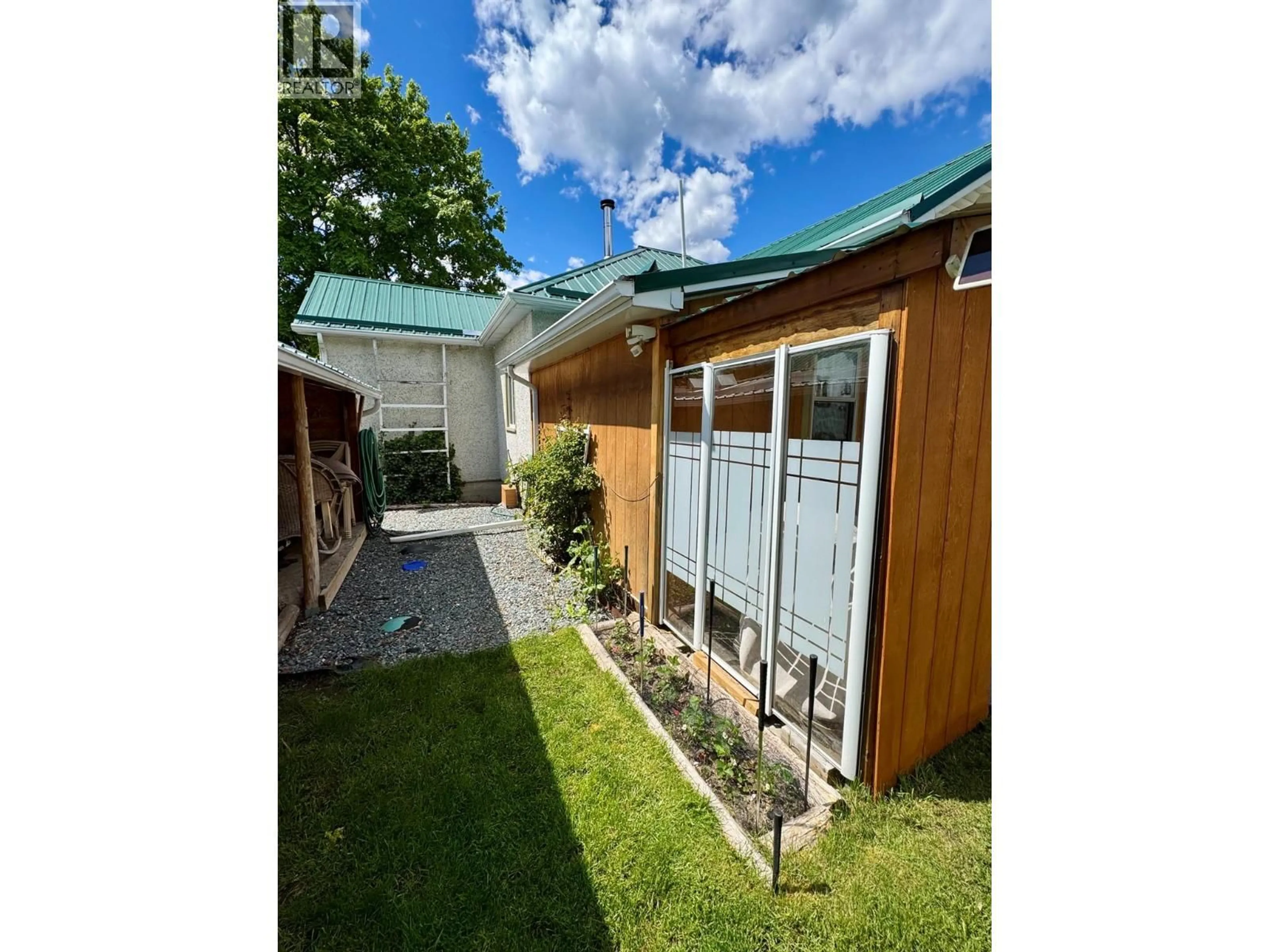 Shed for 1410 EASTMAN AVENUE, Riondel British Columbia V0B2B0