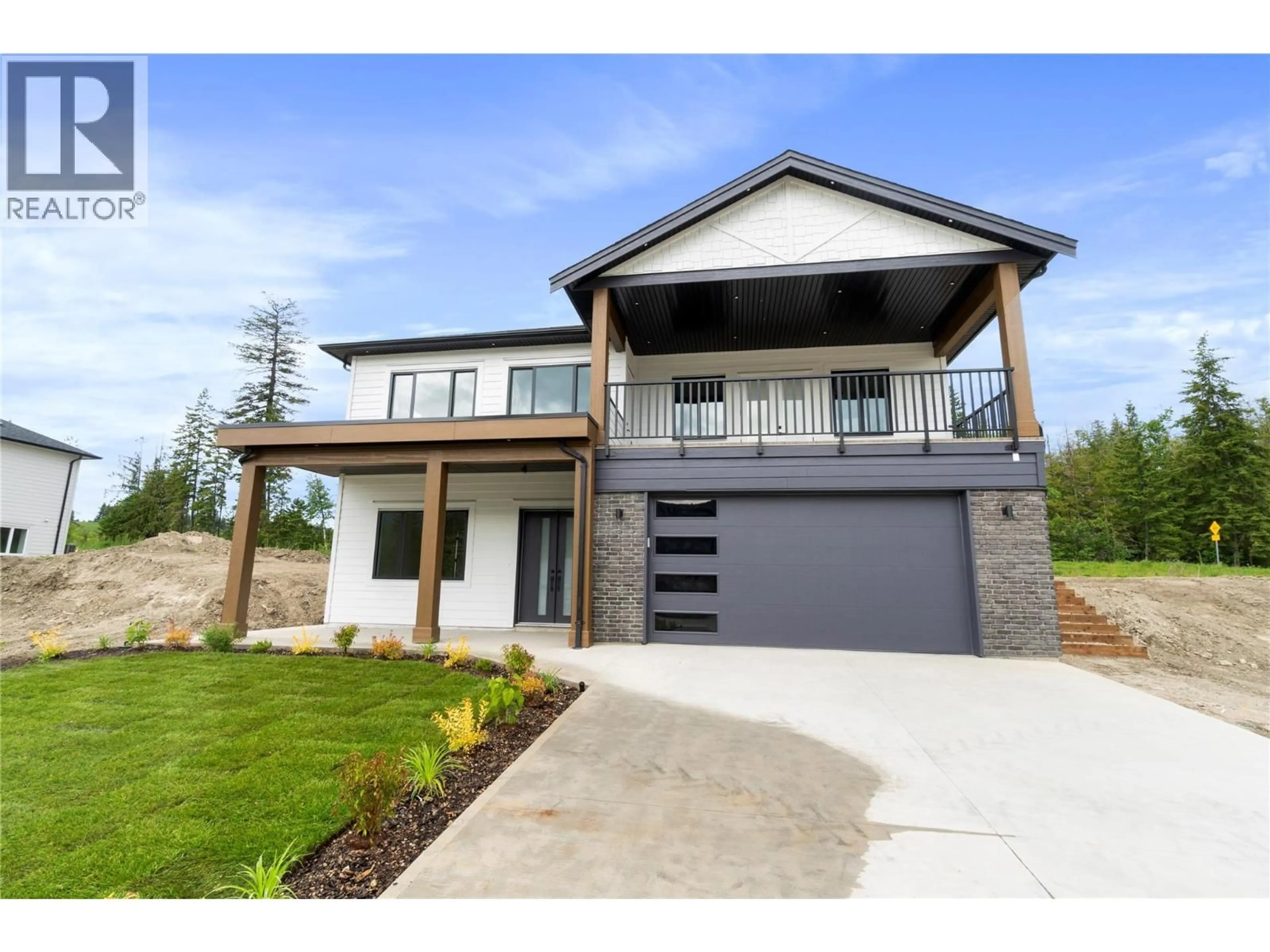 Home with brick exterior material, unknown for 6841 42 STREET NORTHEAST, Salmon Arm British Columbia V0E1K0