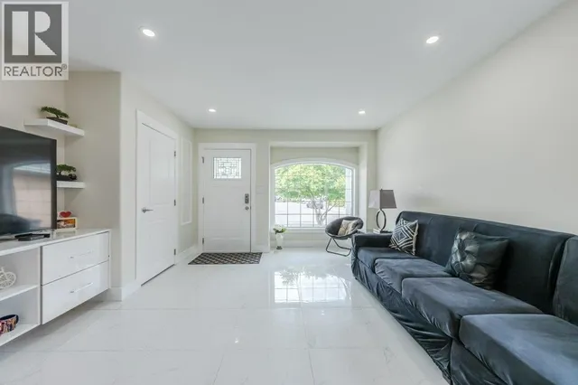 260 WILLOWS PLACE, Oliver 5