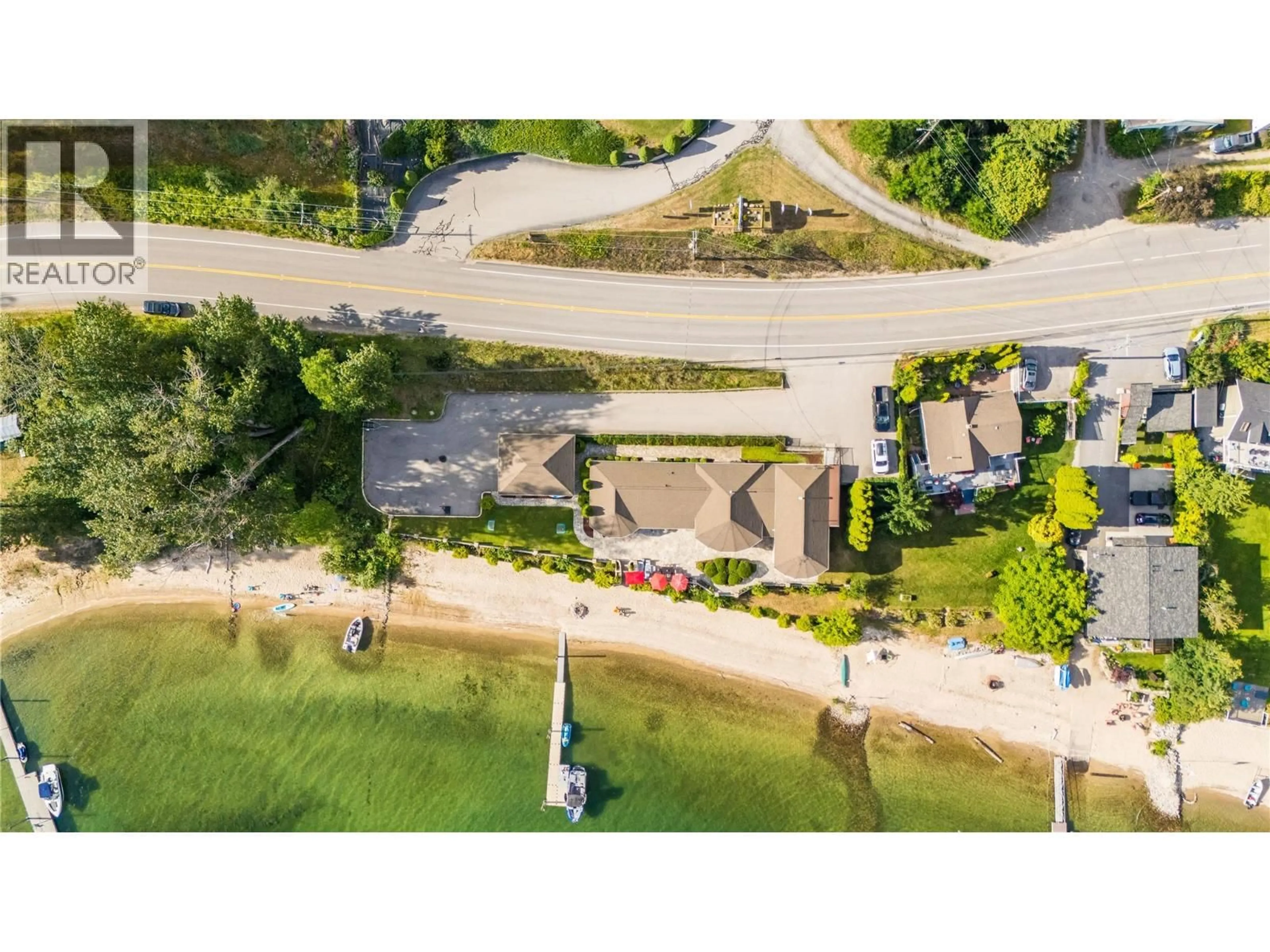 A pic from outside/outdoor area/front of a property/back of a property/a pic from drone, water/lake/river/ocean view for 2614 3A HIGHWAY, Nelson British Columbia V1L6K9