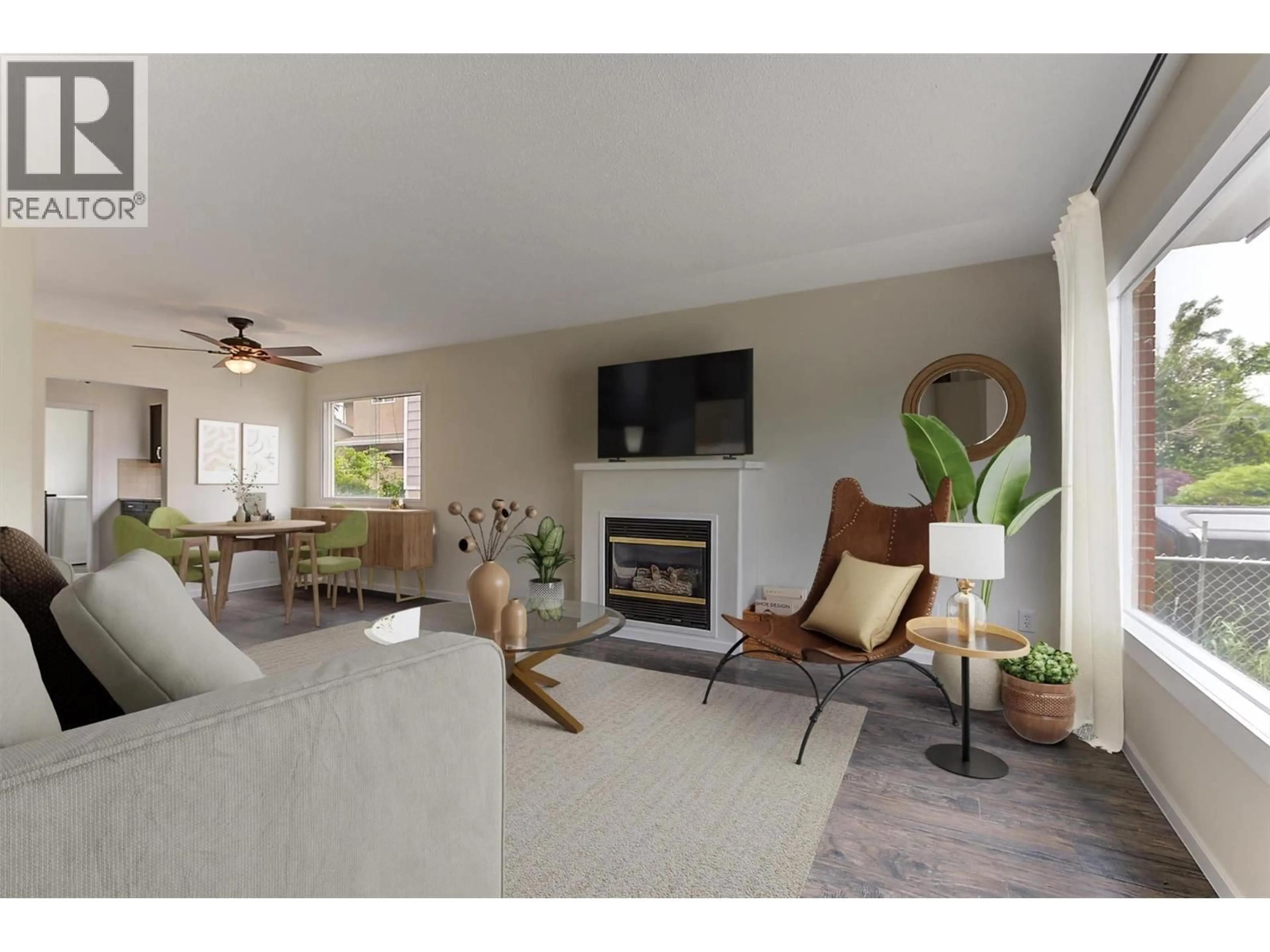 Living room with furniture, unknown for 763 KINNEAR AVENUE, Kelowna British Columbia V1Y5B2