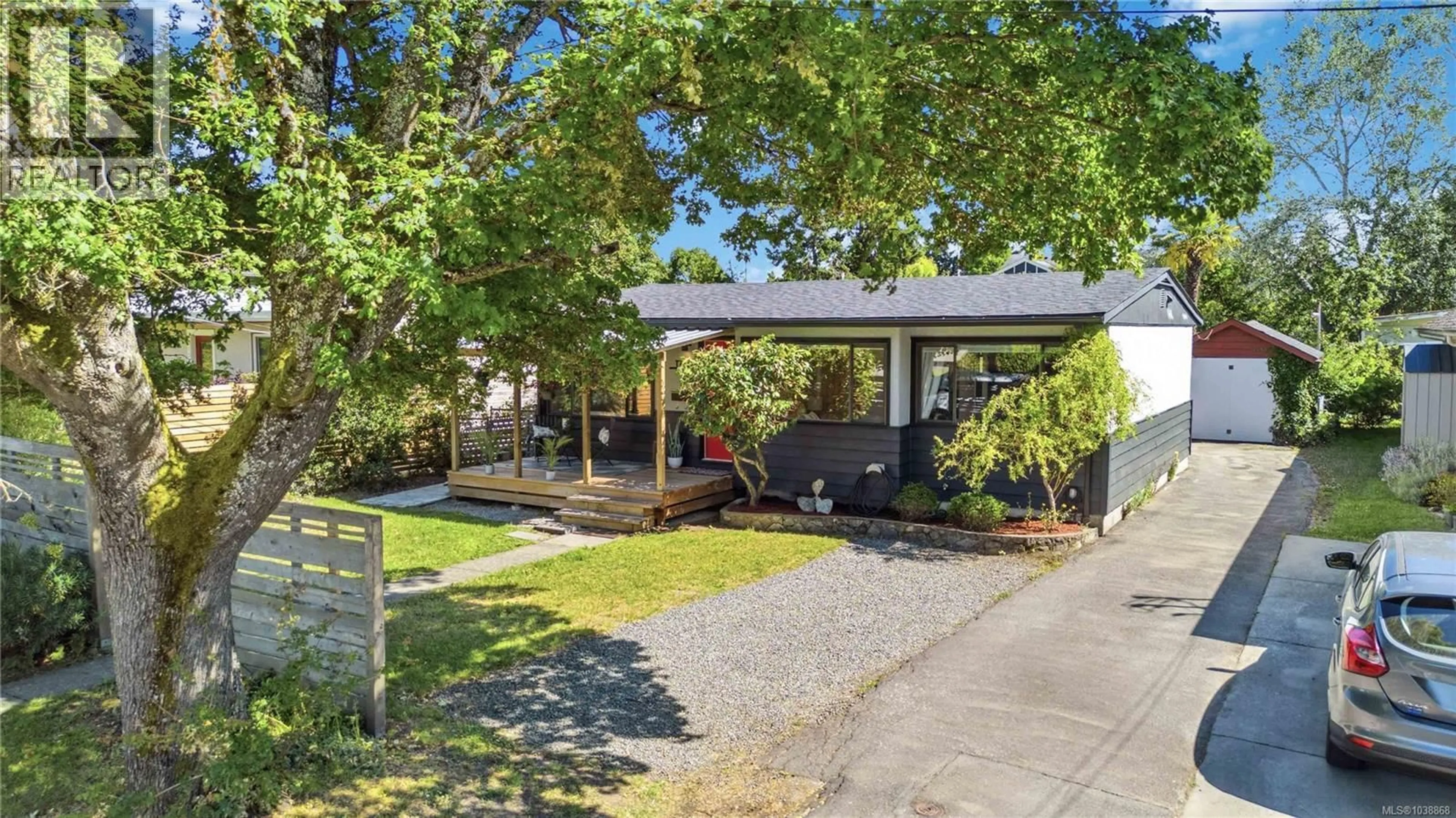 A pic from outside/outdoor area/front of a property/back of a property/a pic from drone, street for 1735 NEWTON STREET, Victoria British Columbia V8R2R1