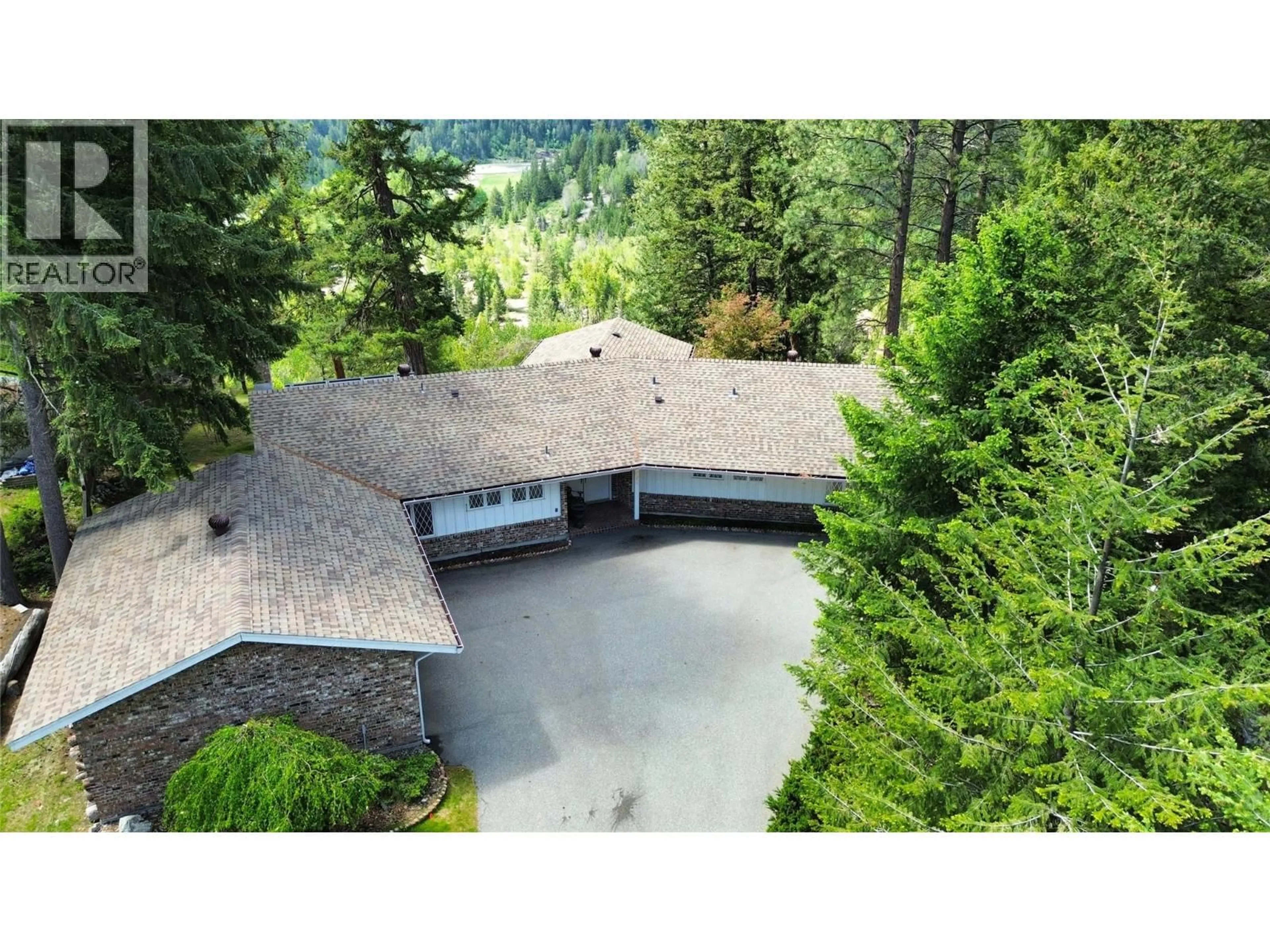 A pic from outside/outdoor area/front of a property/back of a property/a pic from drone, mountain view for 221 WEST PLACE OTHER, Princeton British Columbia V0X1W0