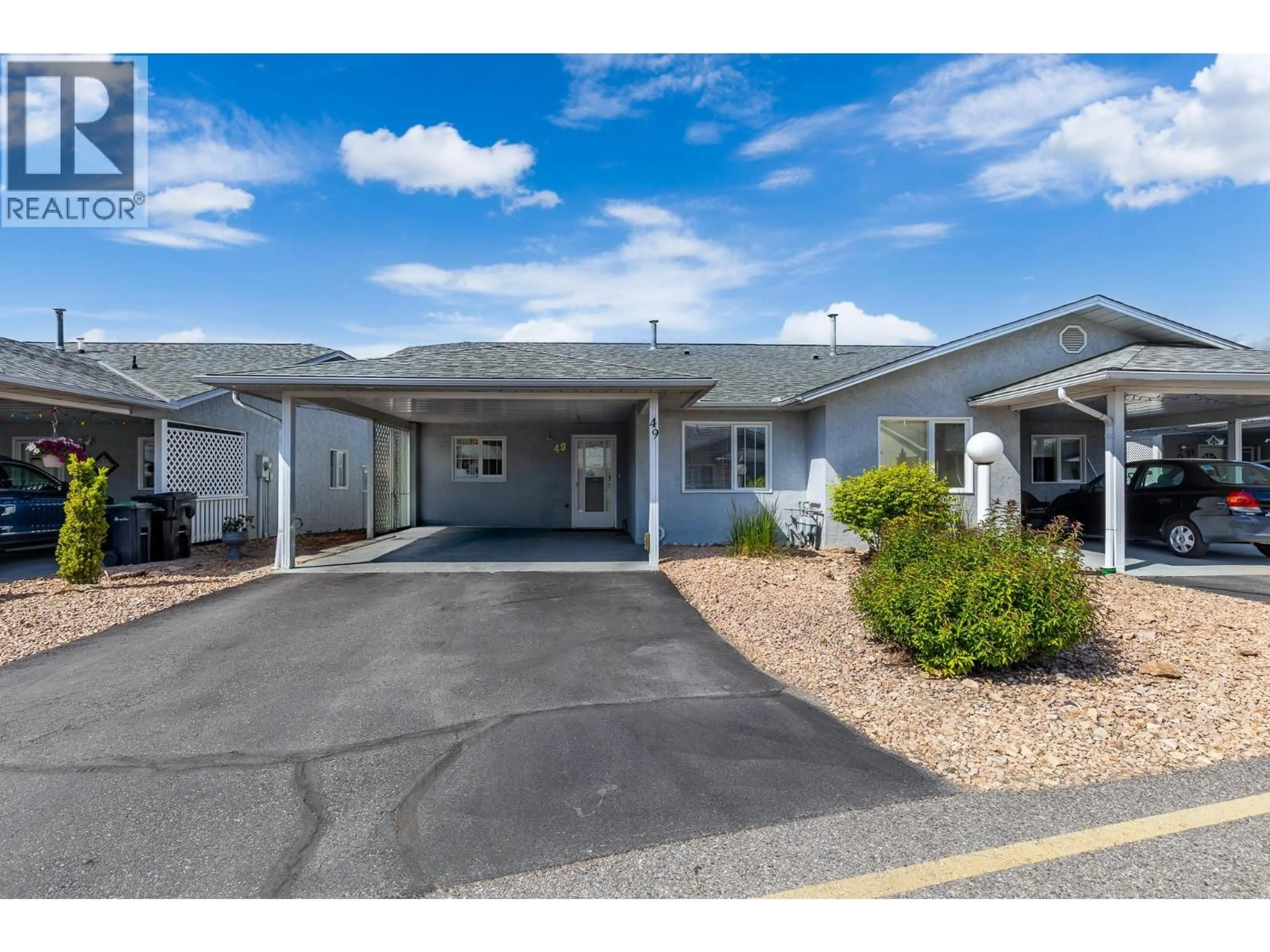 Home with vinyl exterior material, street for 49 - 3900 27 AVENUE, Vernon British Columbia V1T9E6