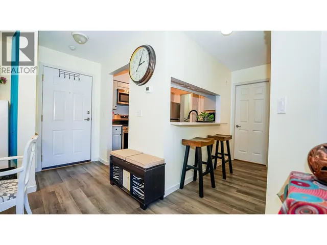 408 - 650 THIRD STREET SOUTHWEST, Salmon Arm 2