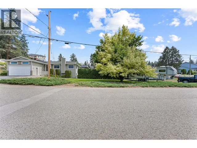 10911 LEHMANN ROAD, Lake Country 2