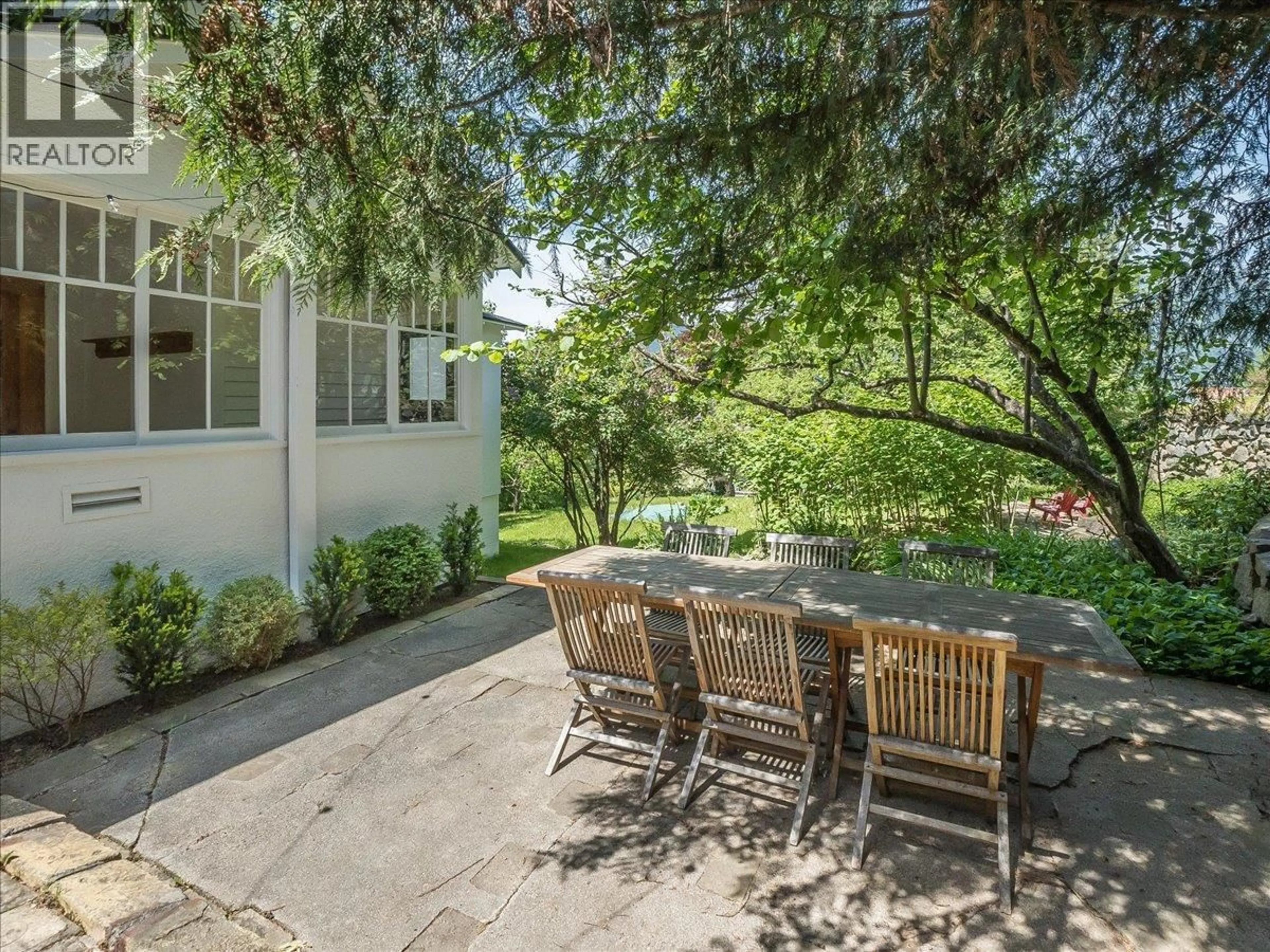 Patio, street for 1723 WARD STREET, Nelson British Columbia V1L1V9