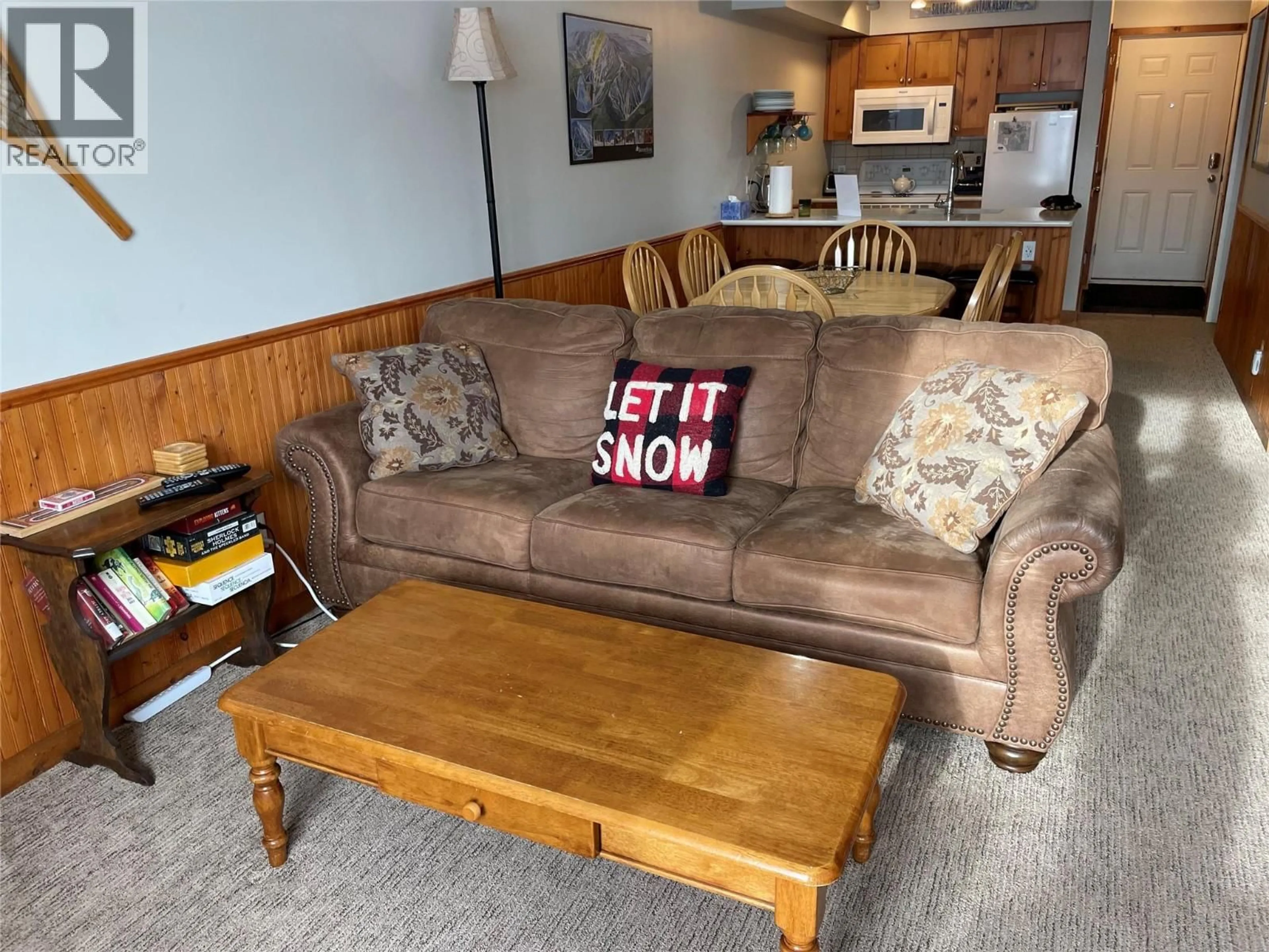 Living room with furniture, unknown for 205 - 9802 SILVER STAR ROAD, Vernon British Columbia V1B3W9