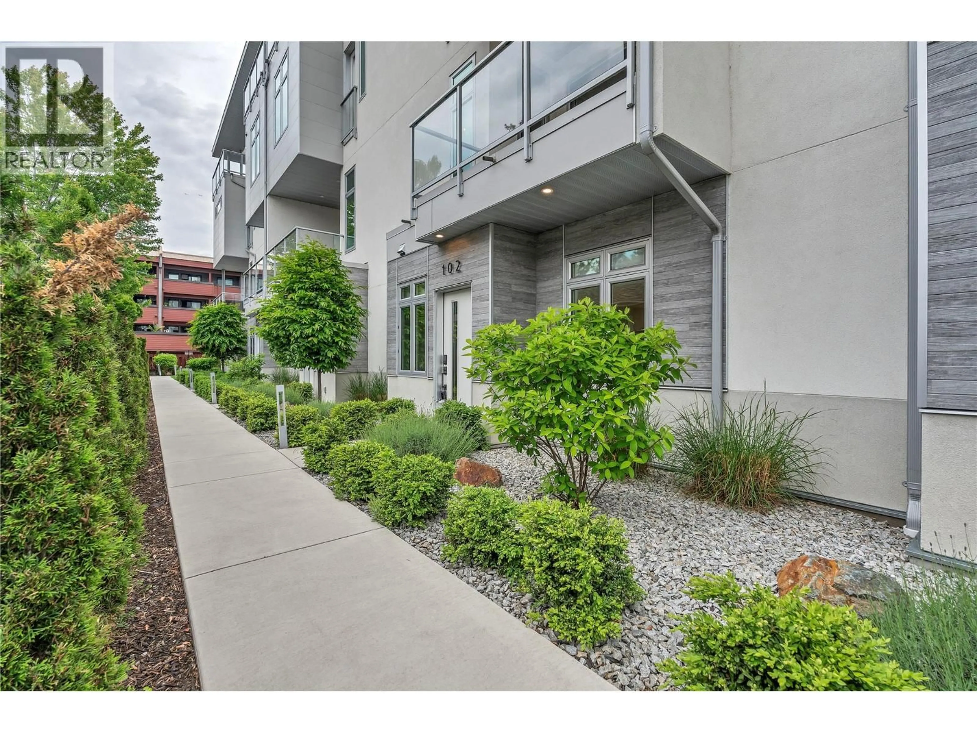 Unknown for 102 - 222 LEE AVENUE, Penticton British Columbia V2A0G2