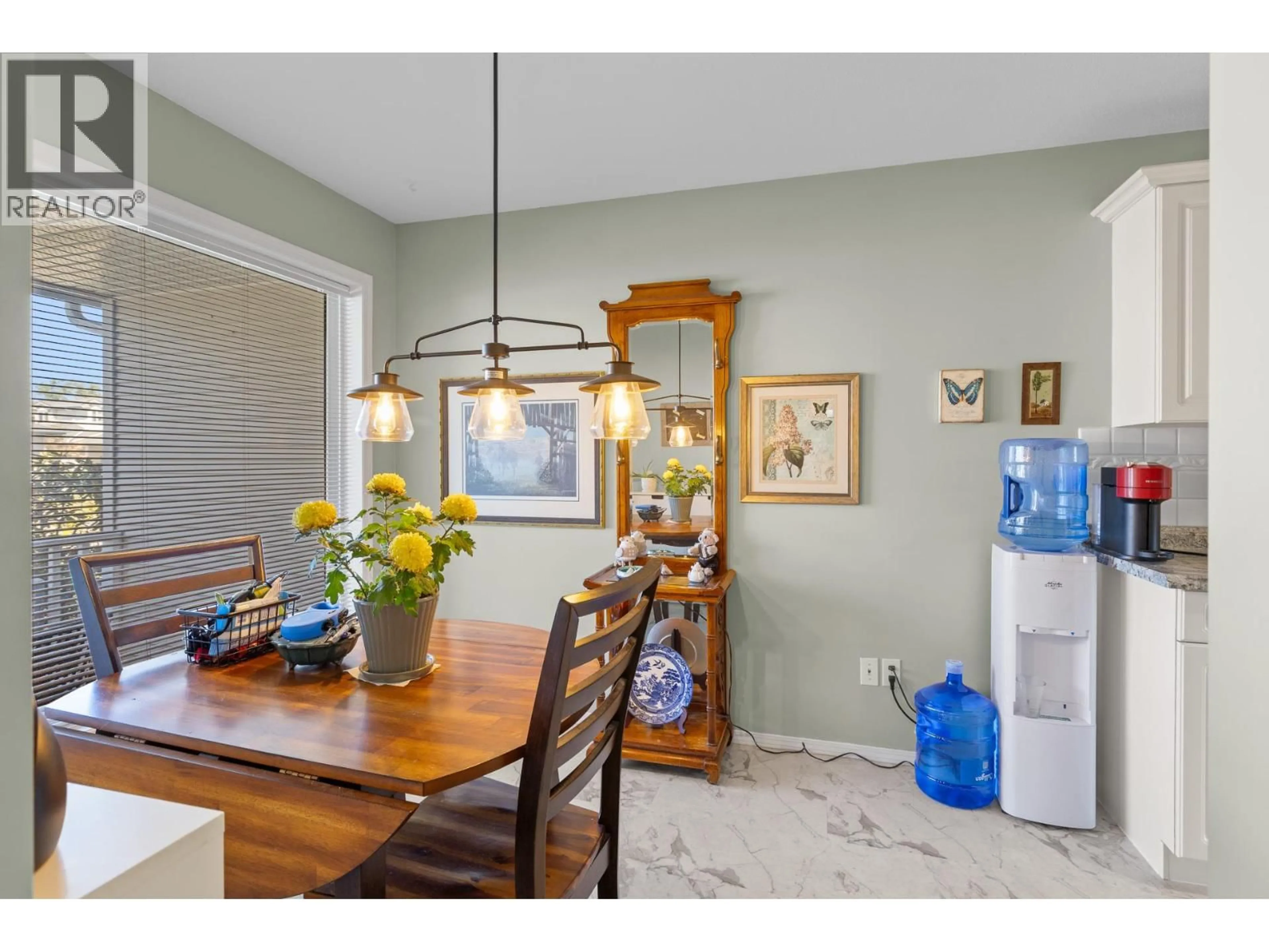 Dining room, ceramic/tile floor for 3 - 1120 GUISACHAN ROAD, Kelowna British Columbia V1Y9R5