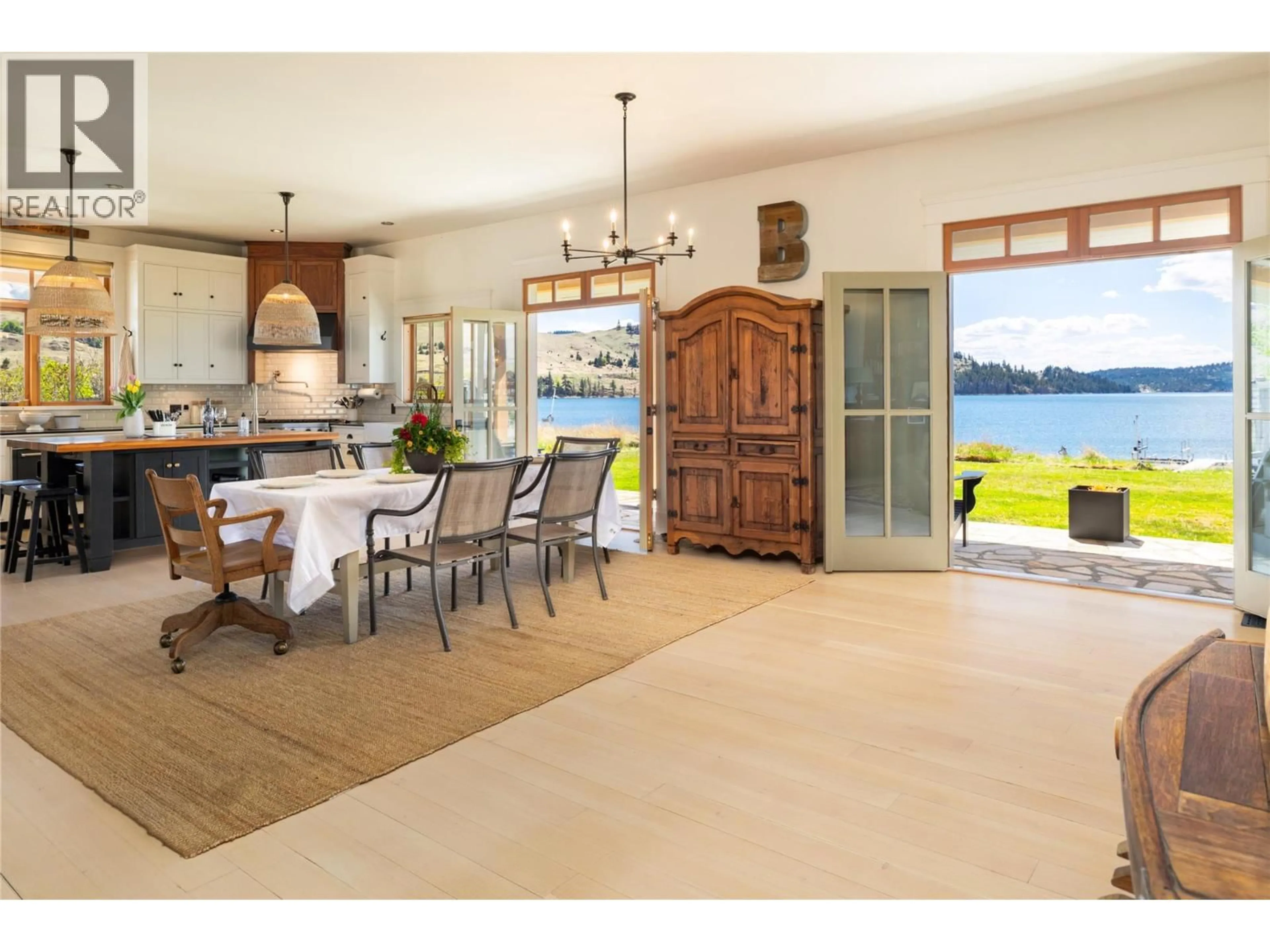 Open concept kitchen, ceramic/tile floor for 140 GOLDEN QUILL TRAIL, Stump Lake British Columbia V0E2A0